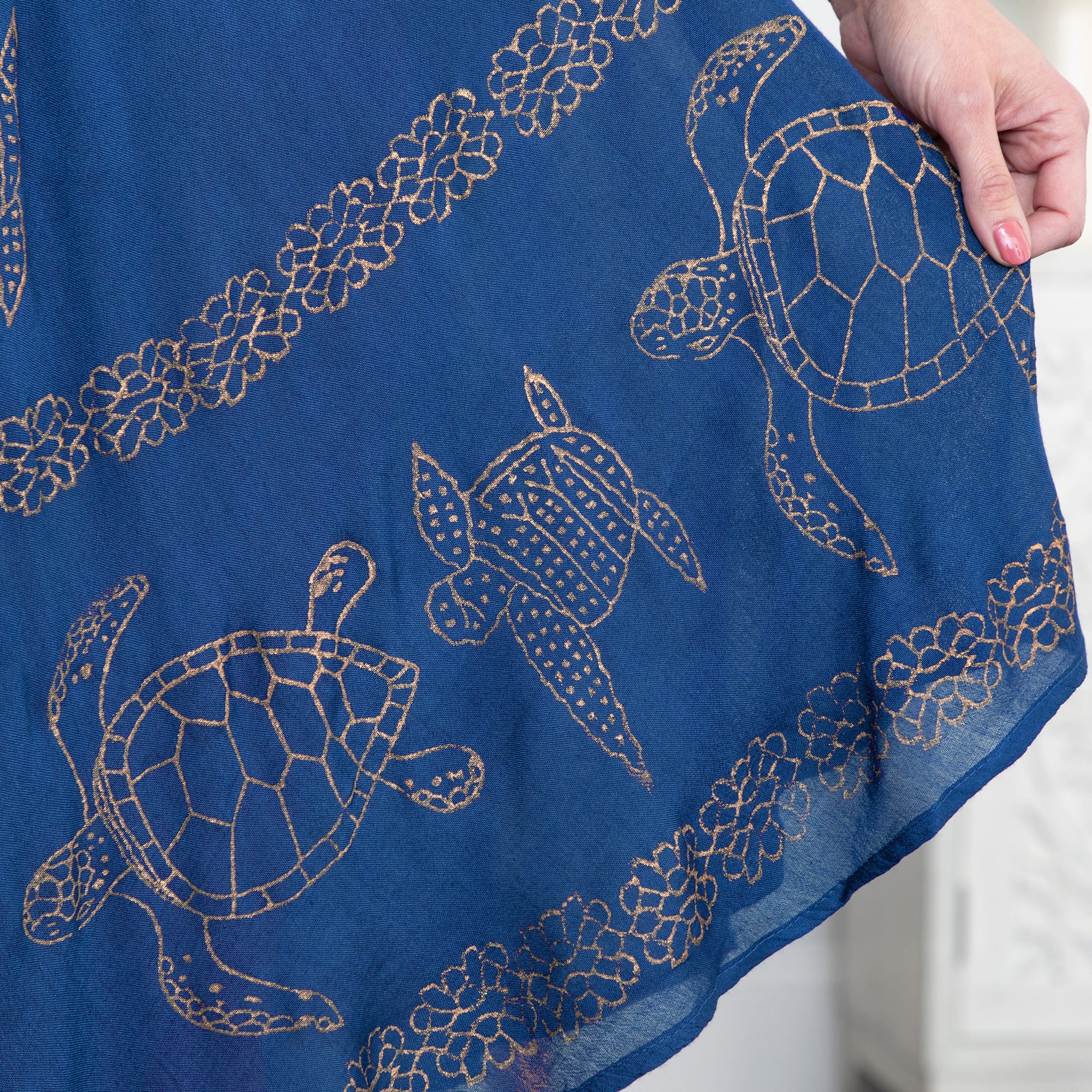 Golden Turtles Sleeveless Dress - Image 4