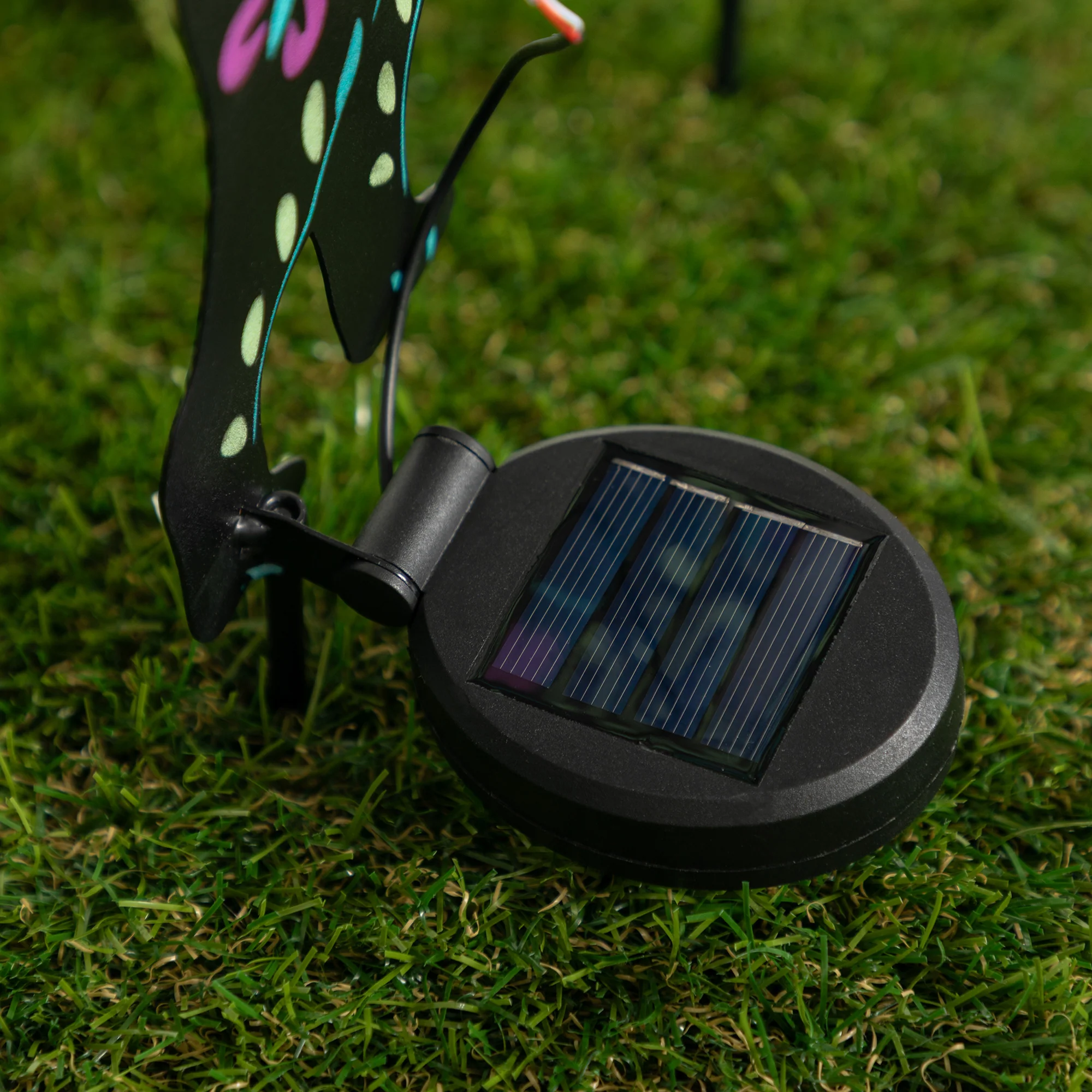 Garden Paws Solar Garden Stake - Image 3