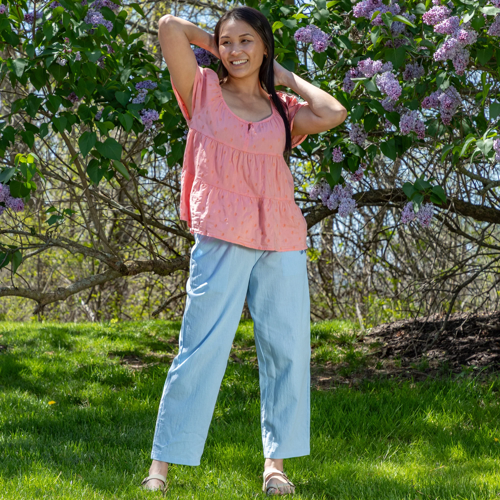 Paw Print Lightweight Cropped Pants - Image 4