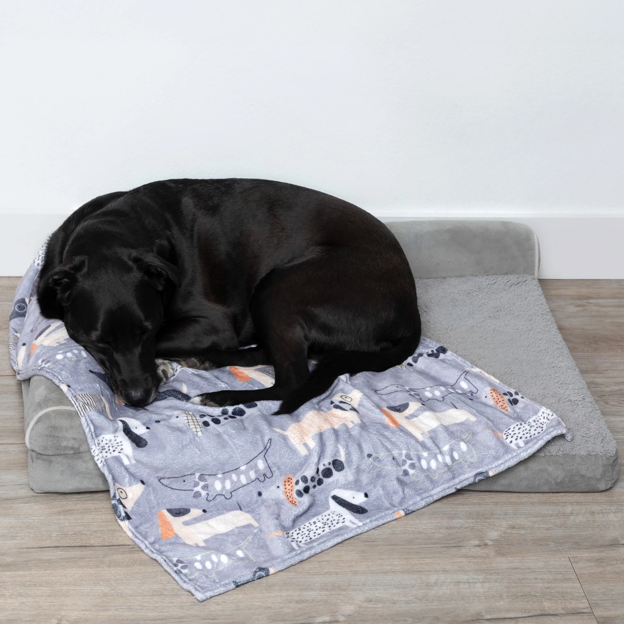 Soft & Cozy Furry Friends Pet Blanket - Image 3