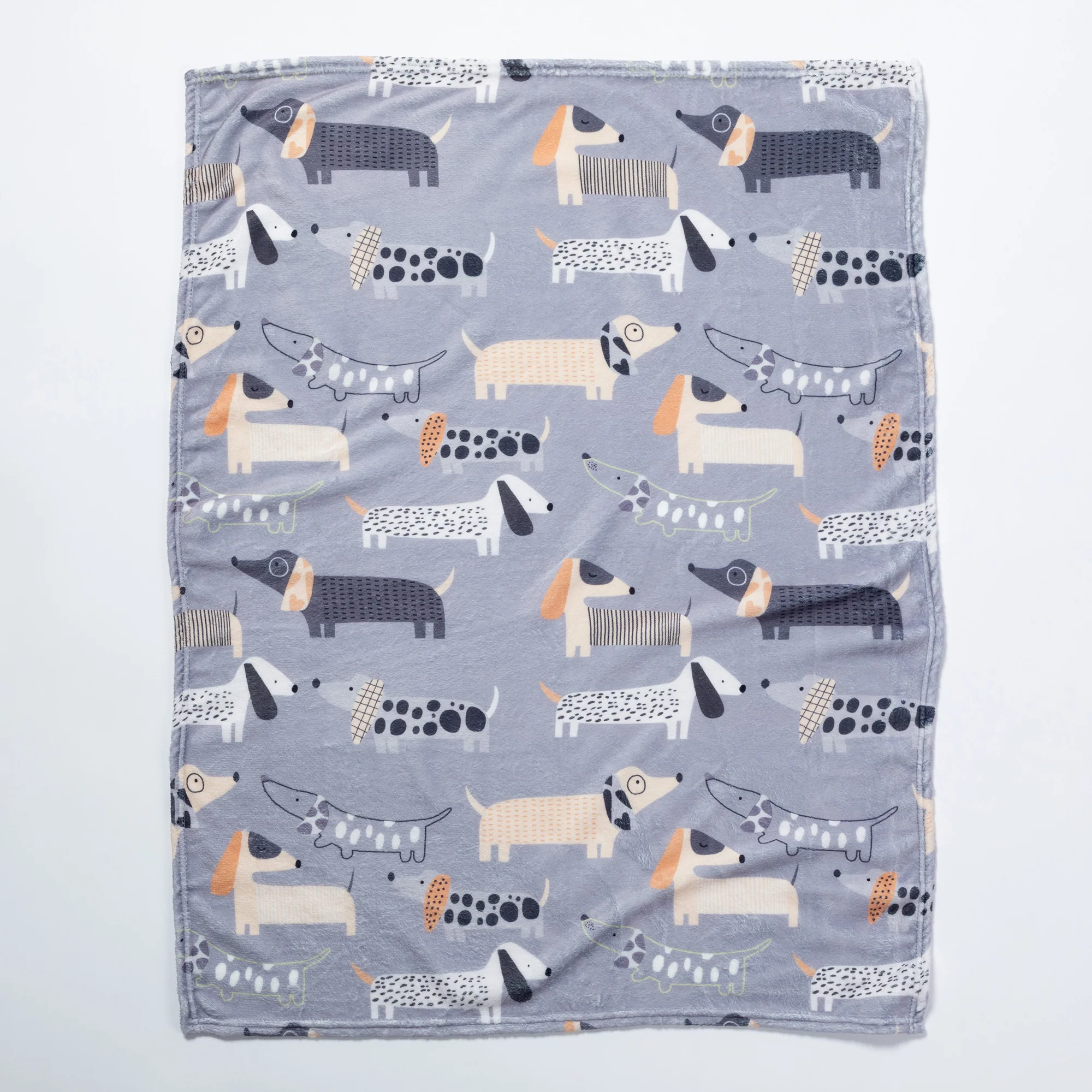 Soft & Cozy Furry Friends Pet Blanket - Image 4