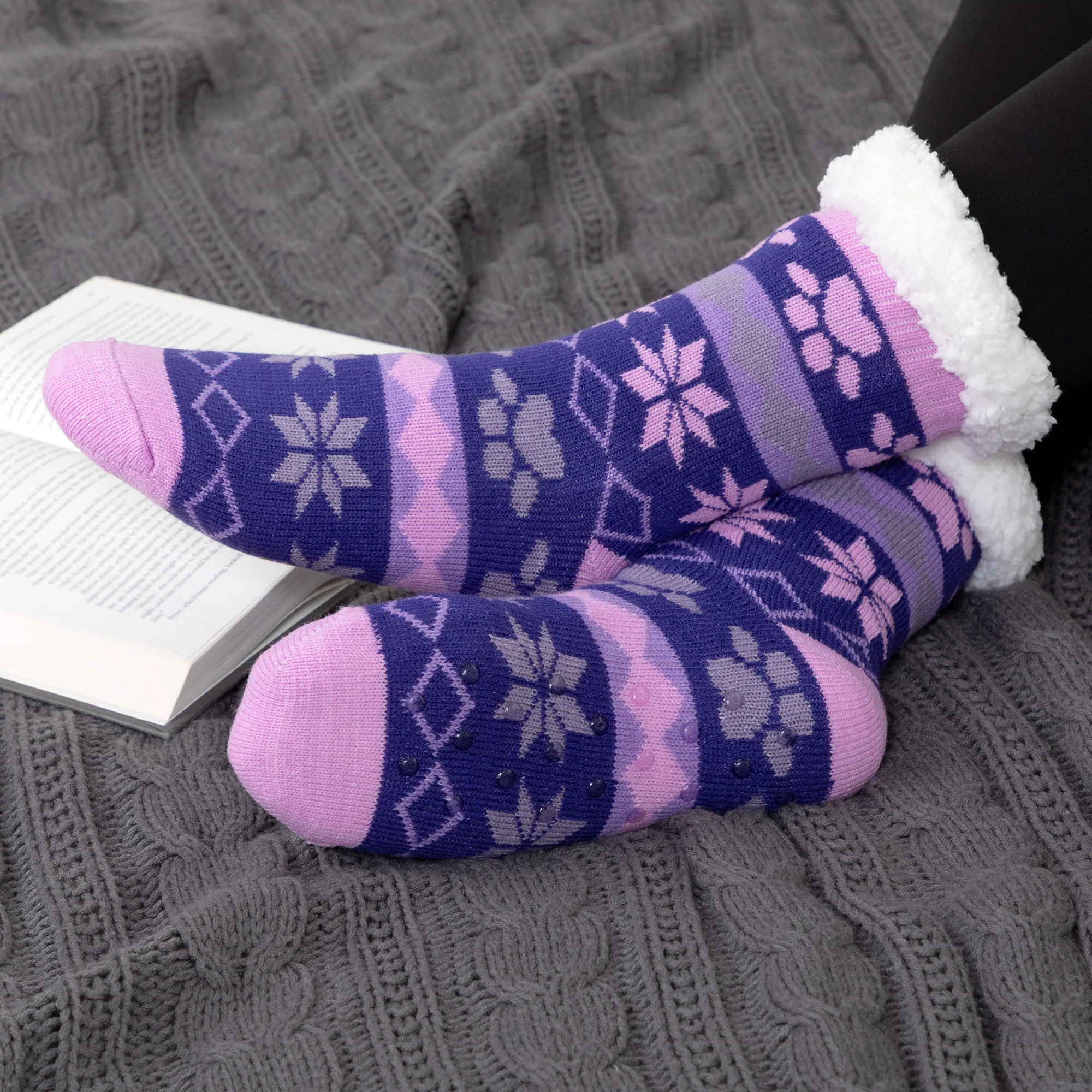Sherpa Fleece-Lined Paw Print Cabin Slipper Socks - Image 15