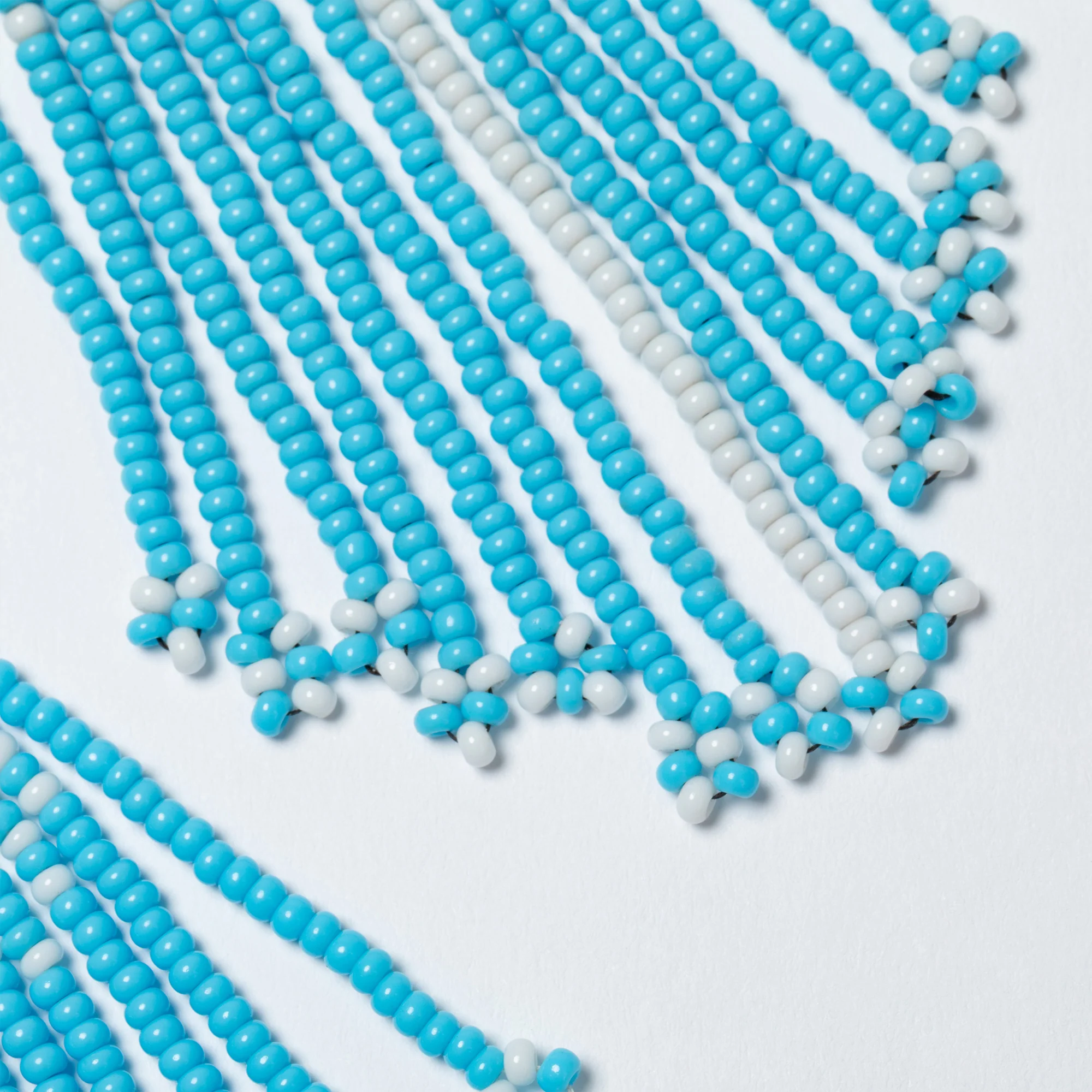 Handmade Kenya Beaded Earrings - Image 10