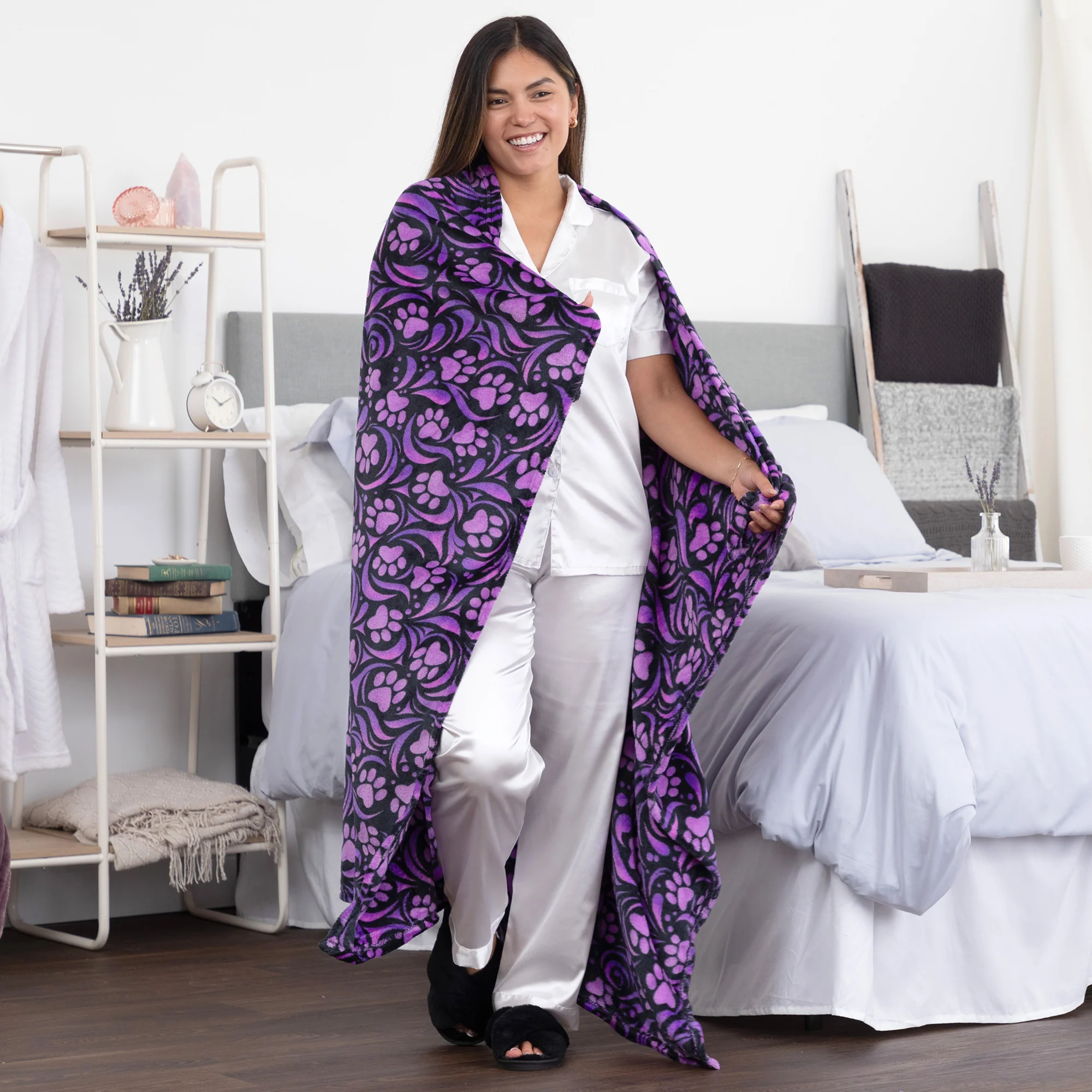 Super Cozy™ Fleece Paw Print Throw Blanket - Image 24