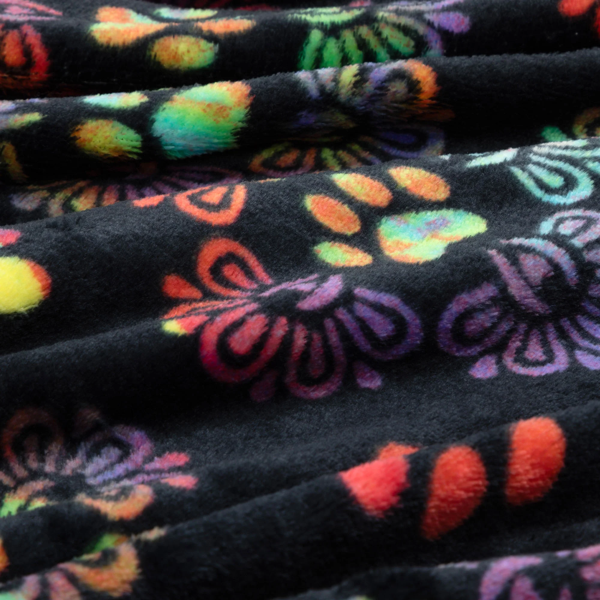 Super Cozy™ Fleece Paw Print Throw Blanket - Image 5