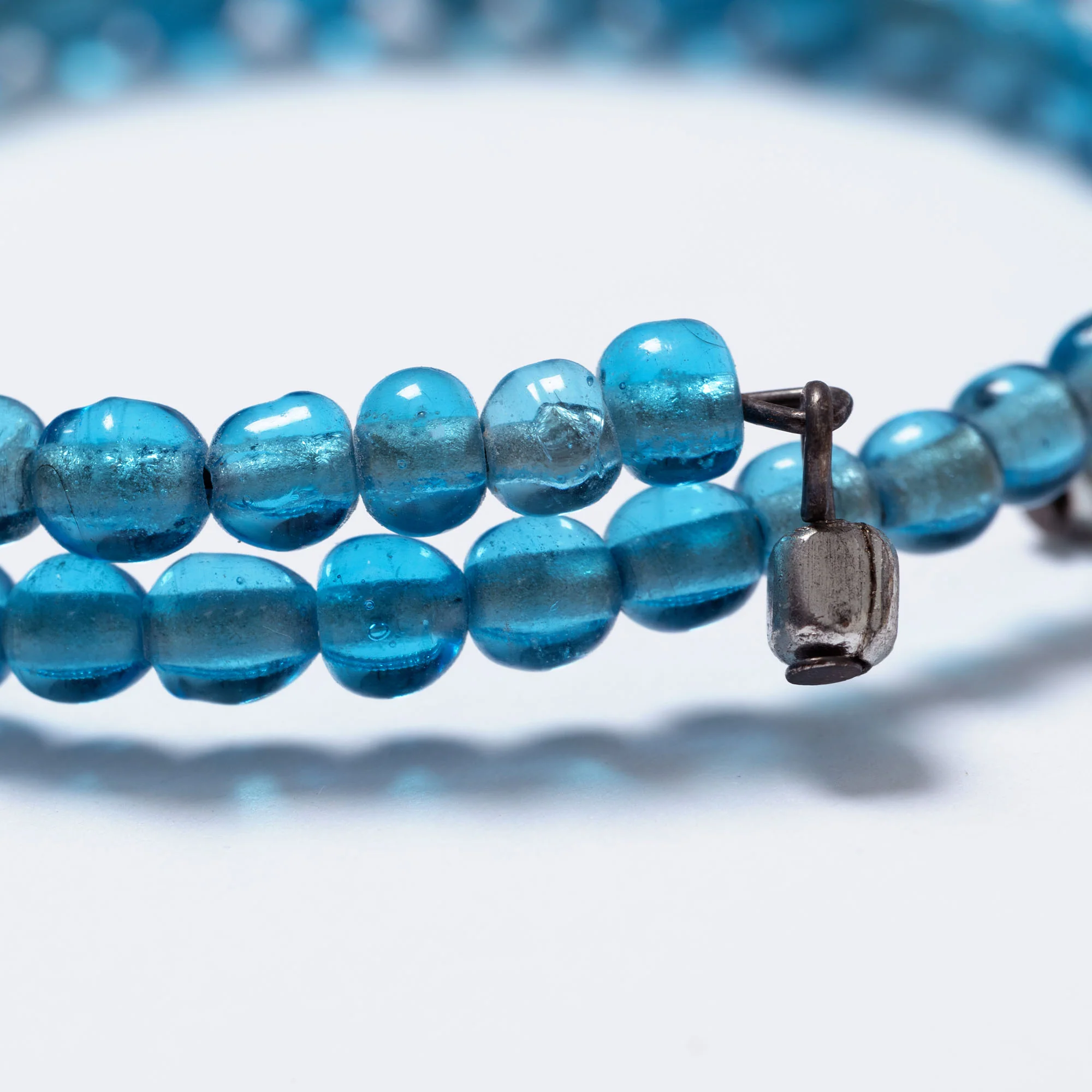 Taj Tassel Glass Bead Bracelet - Image 5