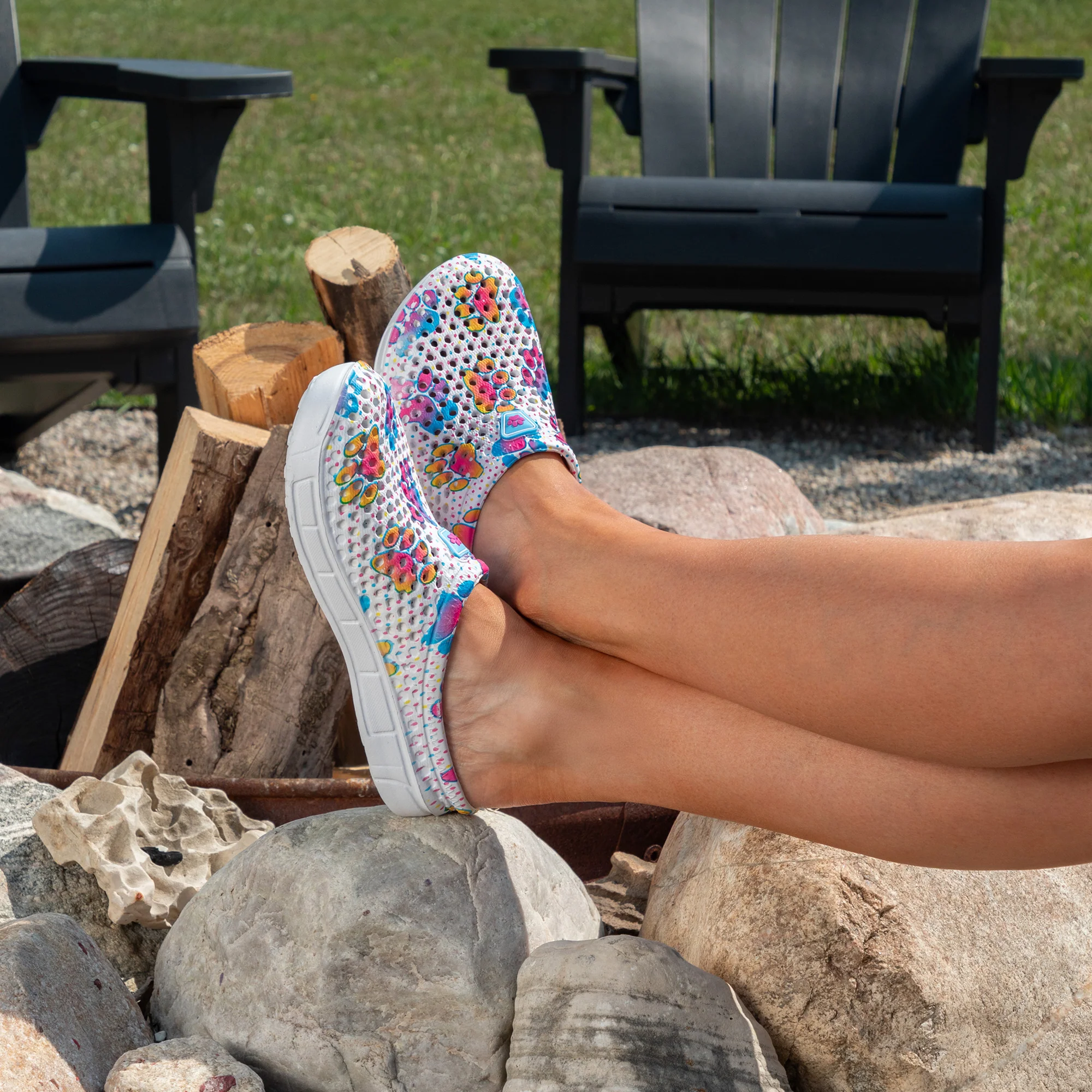 Colorful Paw Print Lightweight Slip-On Clogs - Image 18