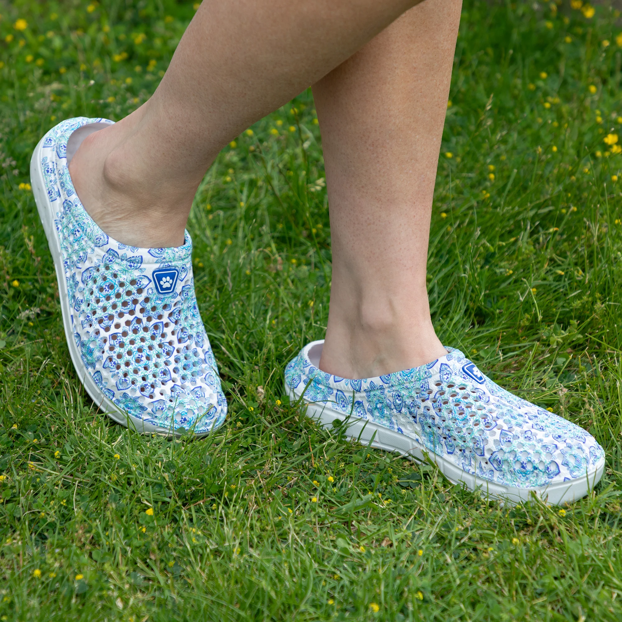 Colorful Paw Print Lightweight Slip-On Clogs - Image 4