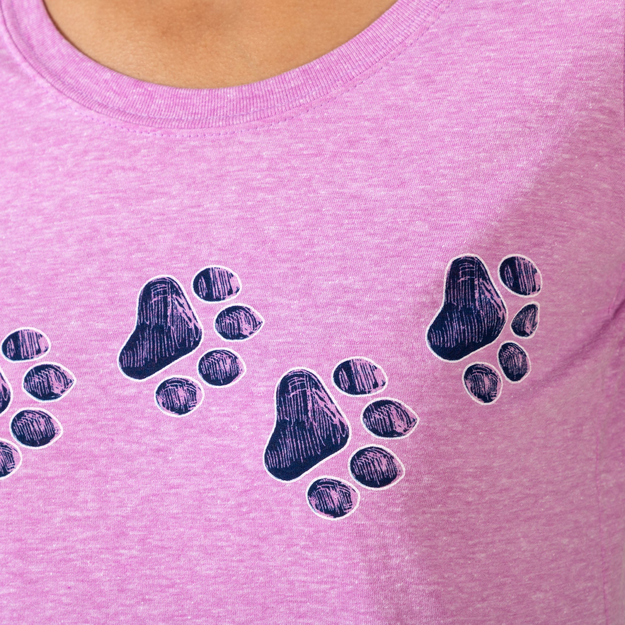 Walking Paws Soft Wash T-Shirt - Image 11