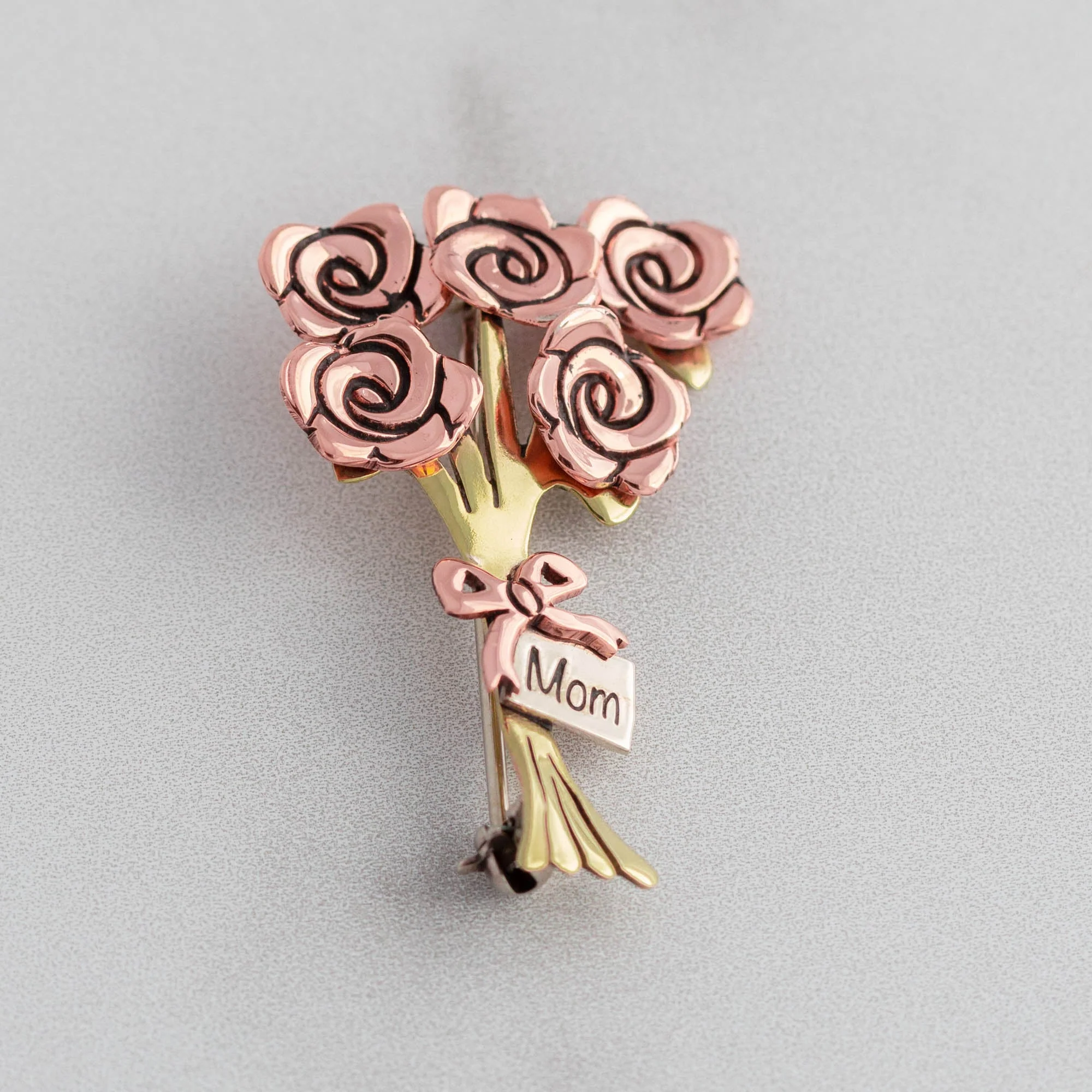 Mom Rose Bouquet Mixed Metal Pin - Image 4