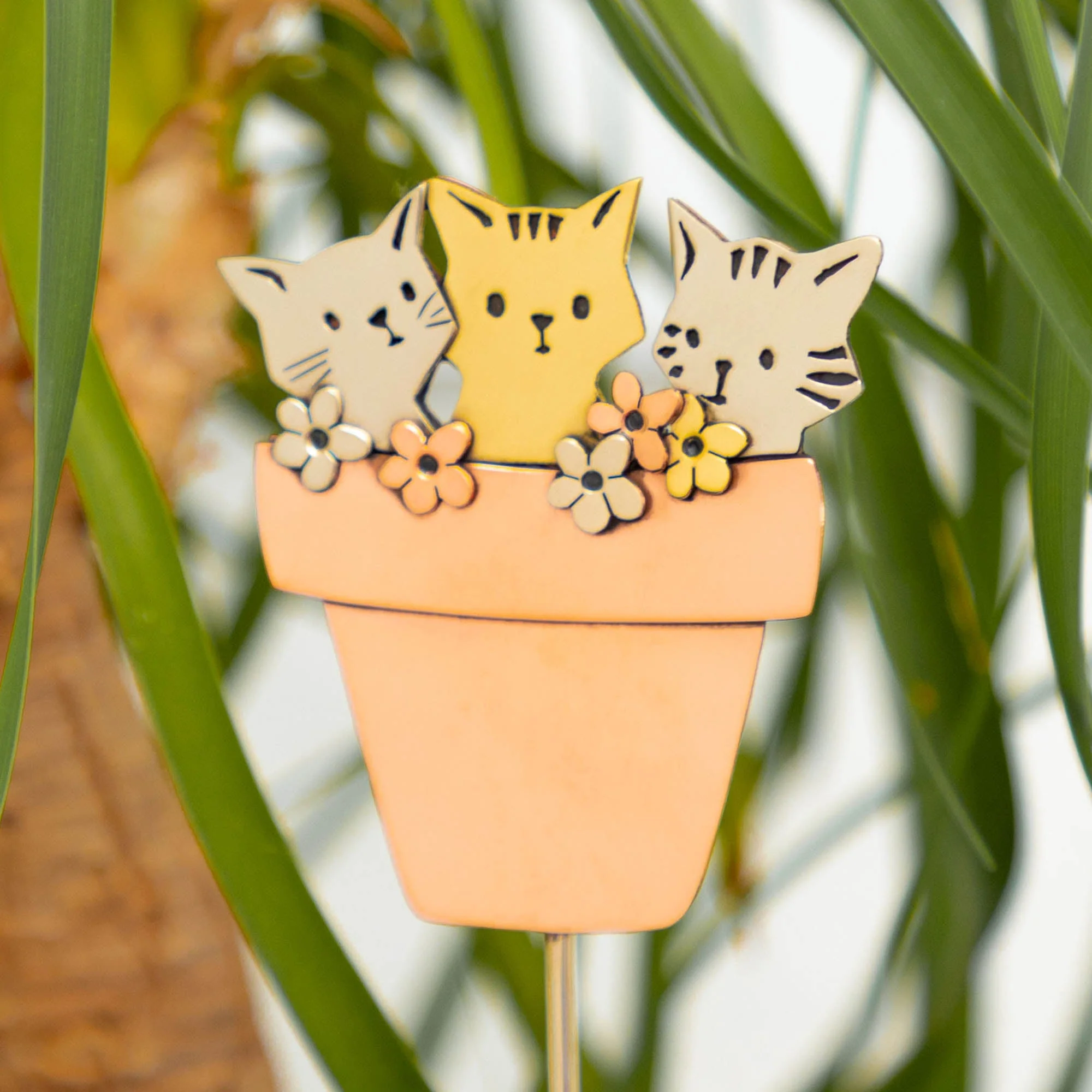 Cats in a Pot Mixed Metal Plant Stake - Image 5