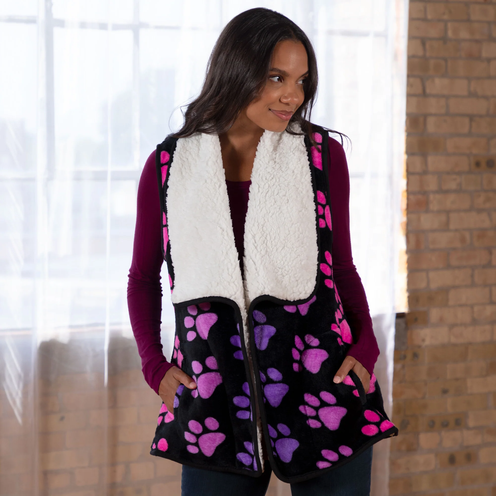 Paw Print Plush Sherpa Fleece-Lined Vest - Image 8