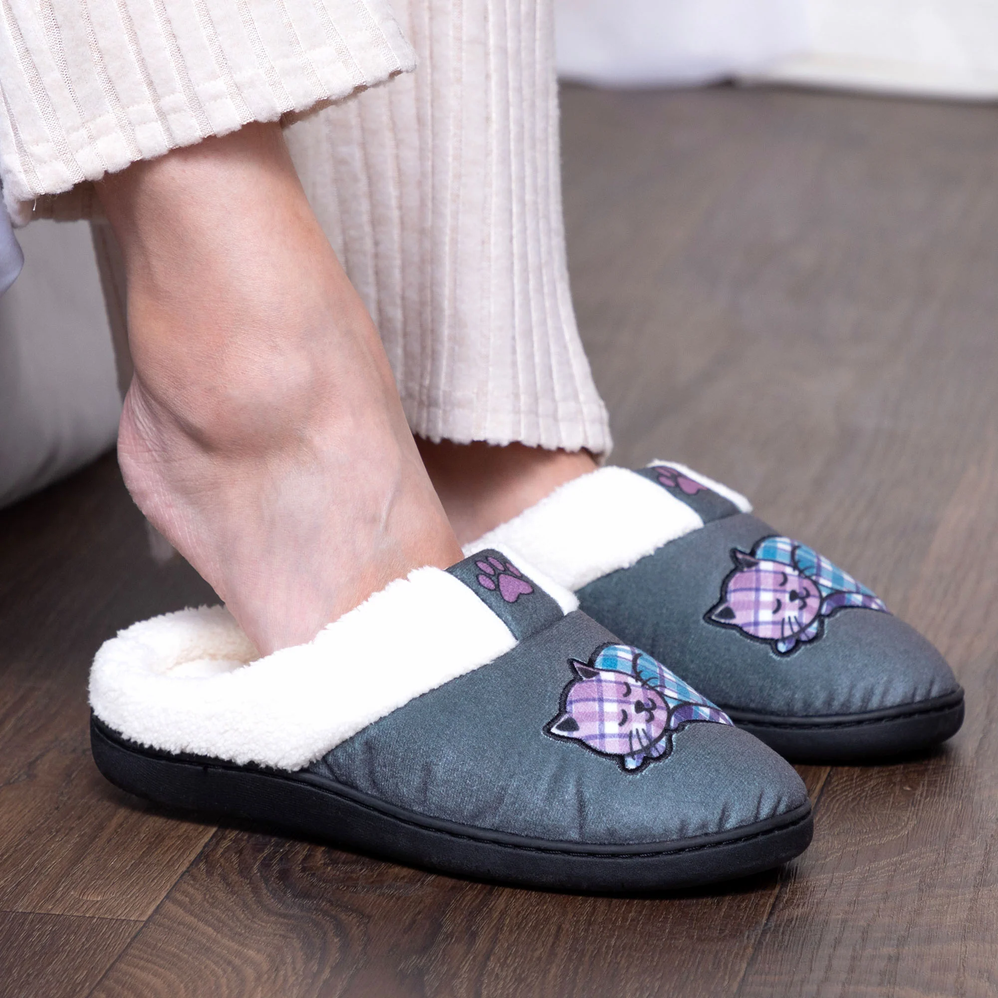 Pet Patch Slide Slippers - Image 3