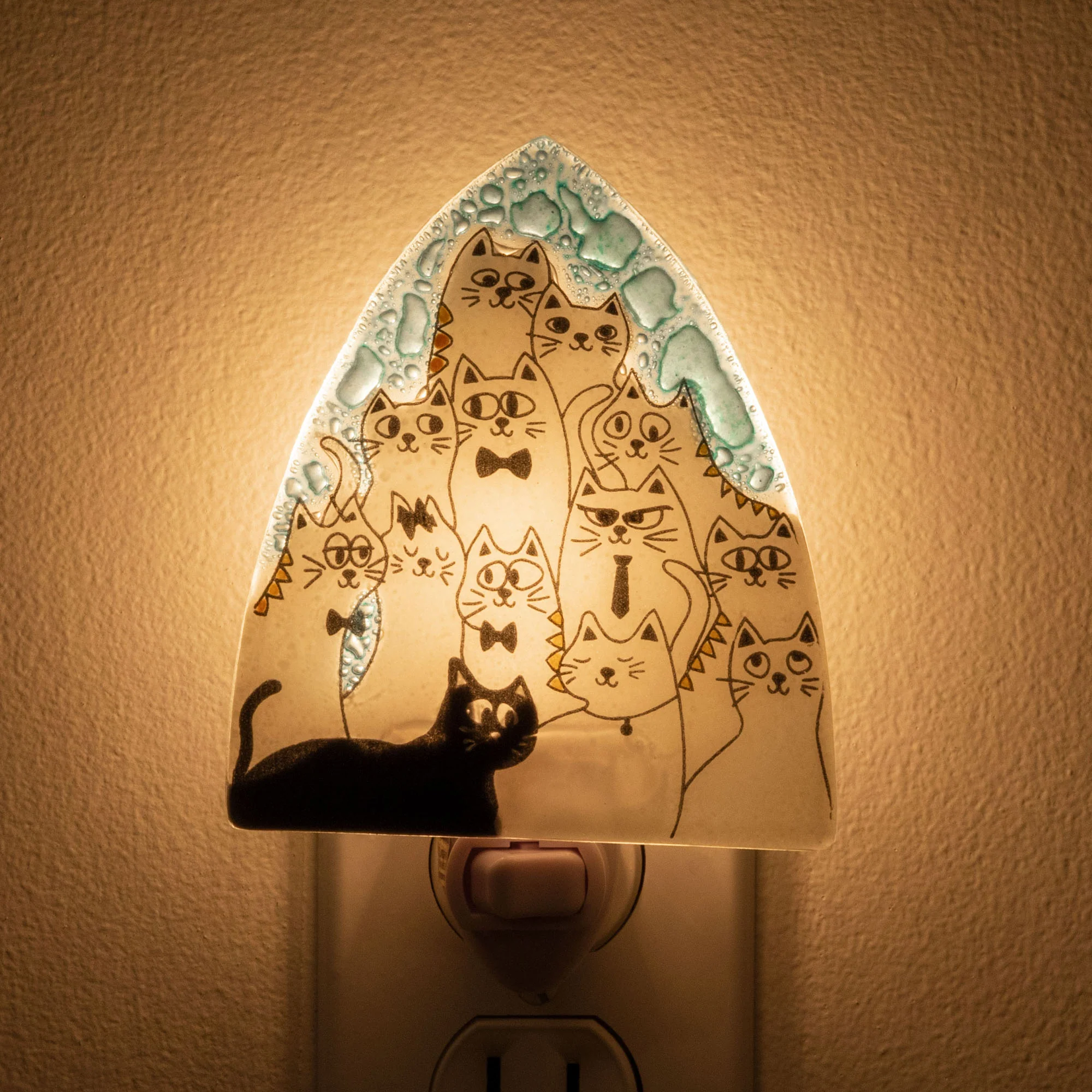 All Over Pets Recycled Glass Nightlight - Image 2