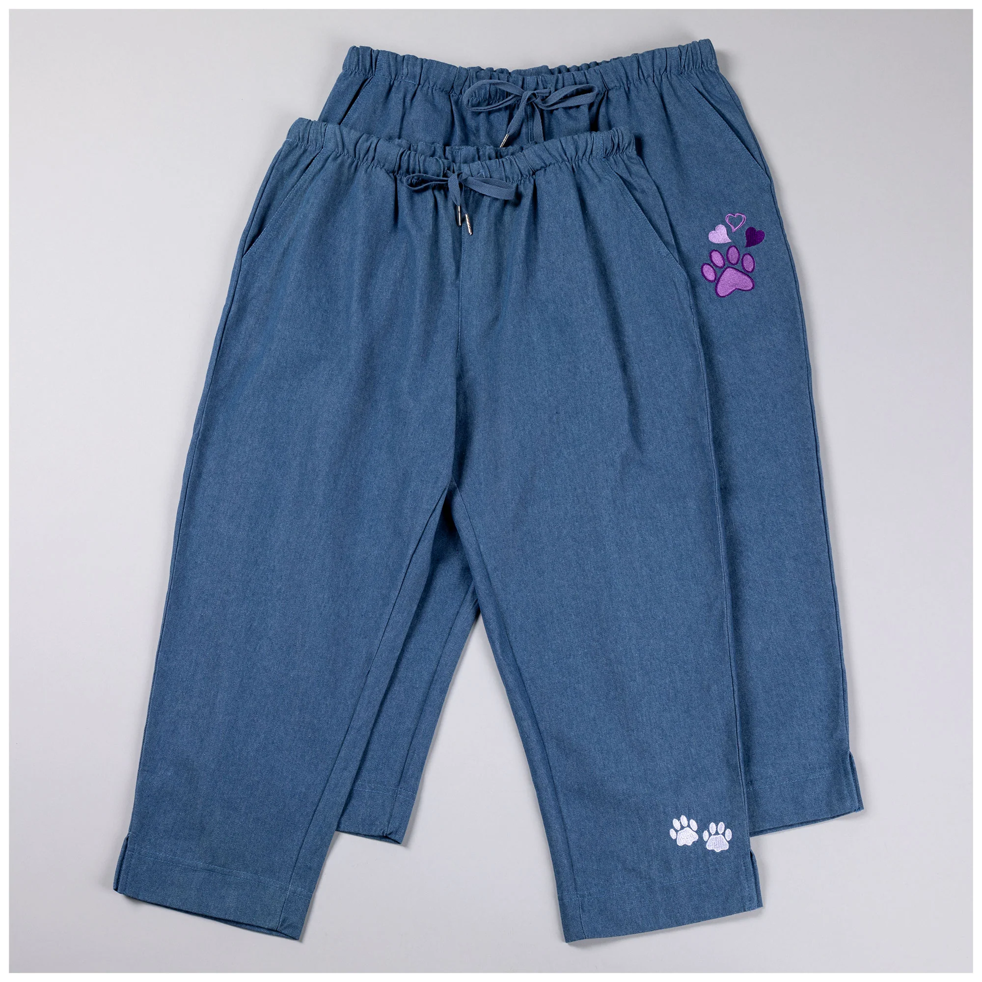 Denim Paw Print Capri Pants - Image 11