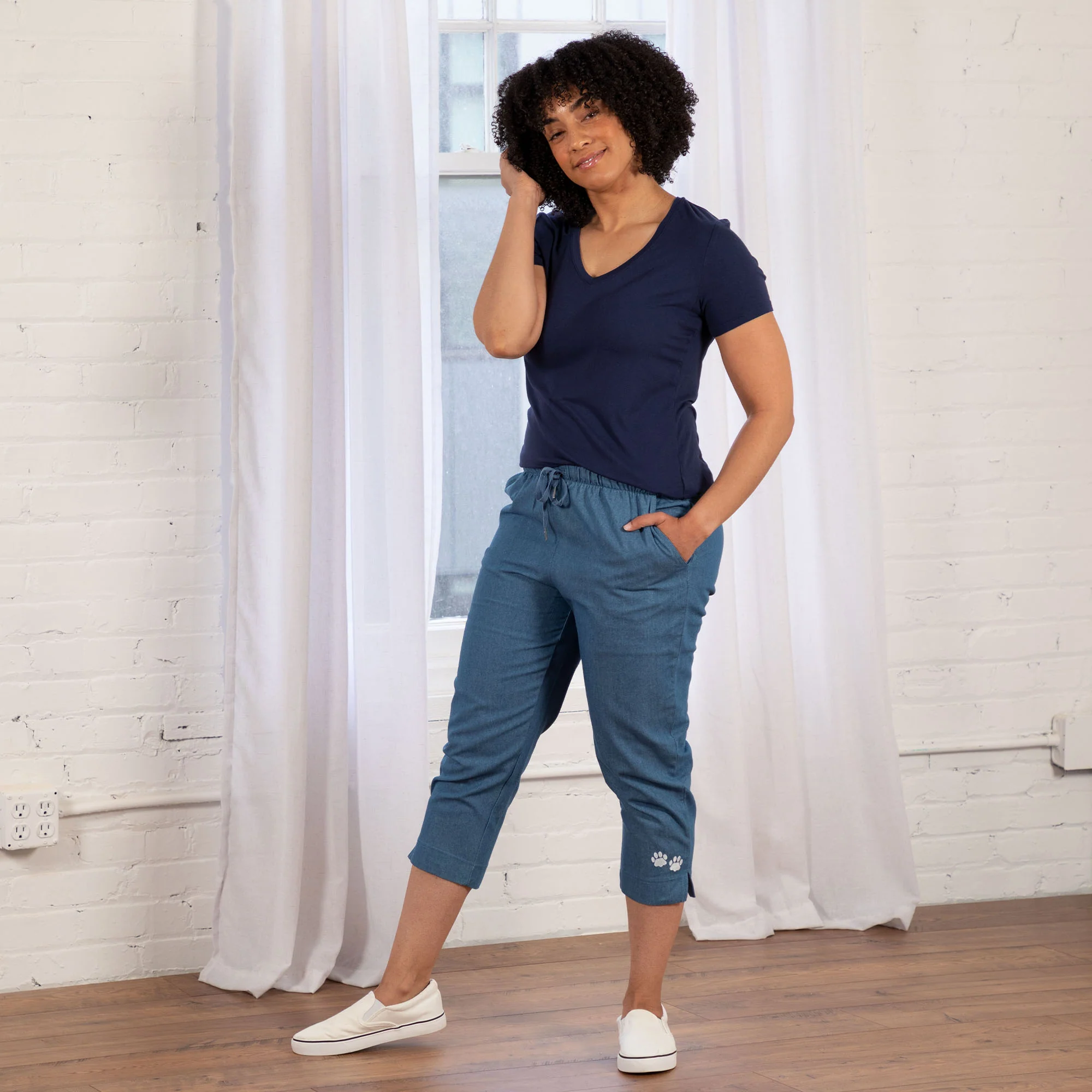 Denim Paw Print Capri Pants - Image 8