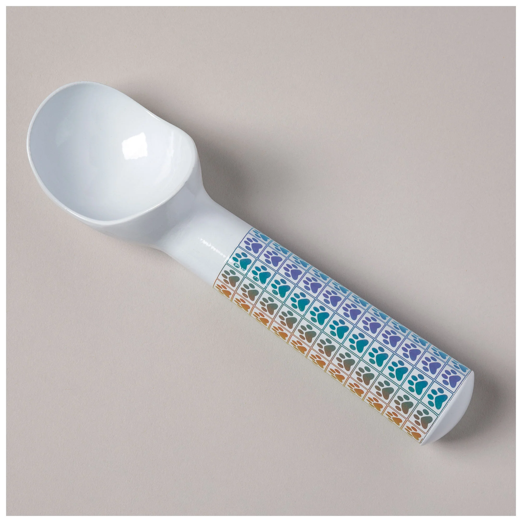 Vibrant Paw Pattern Ice Cream Scoop - Image 2