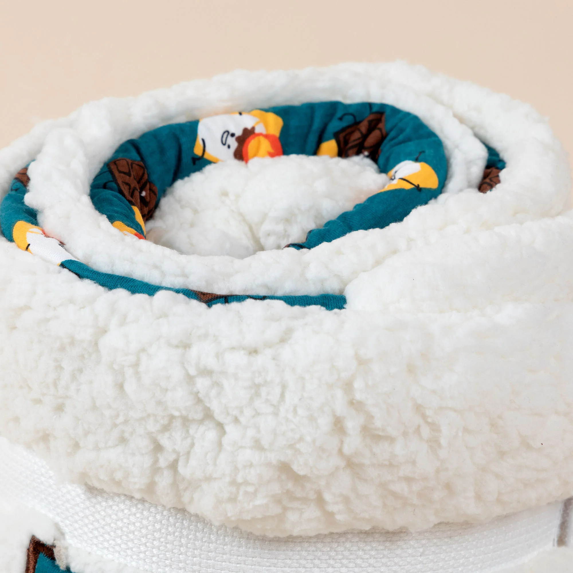 Cozy Fun Plush Sherpa Fleece Blanket - 45-inch x 50-inch - Image 6