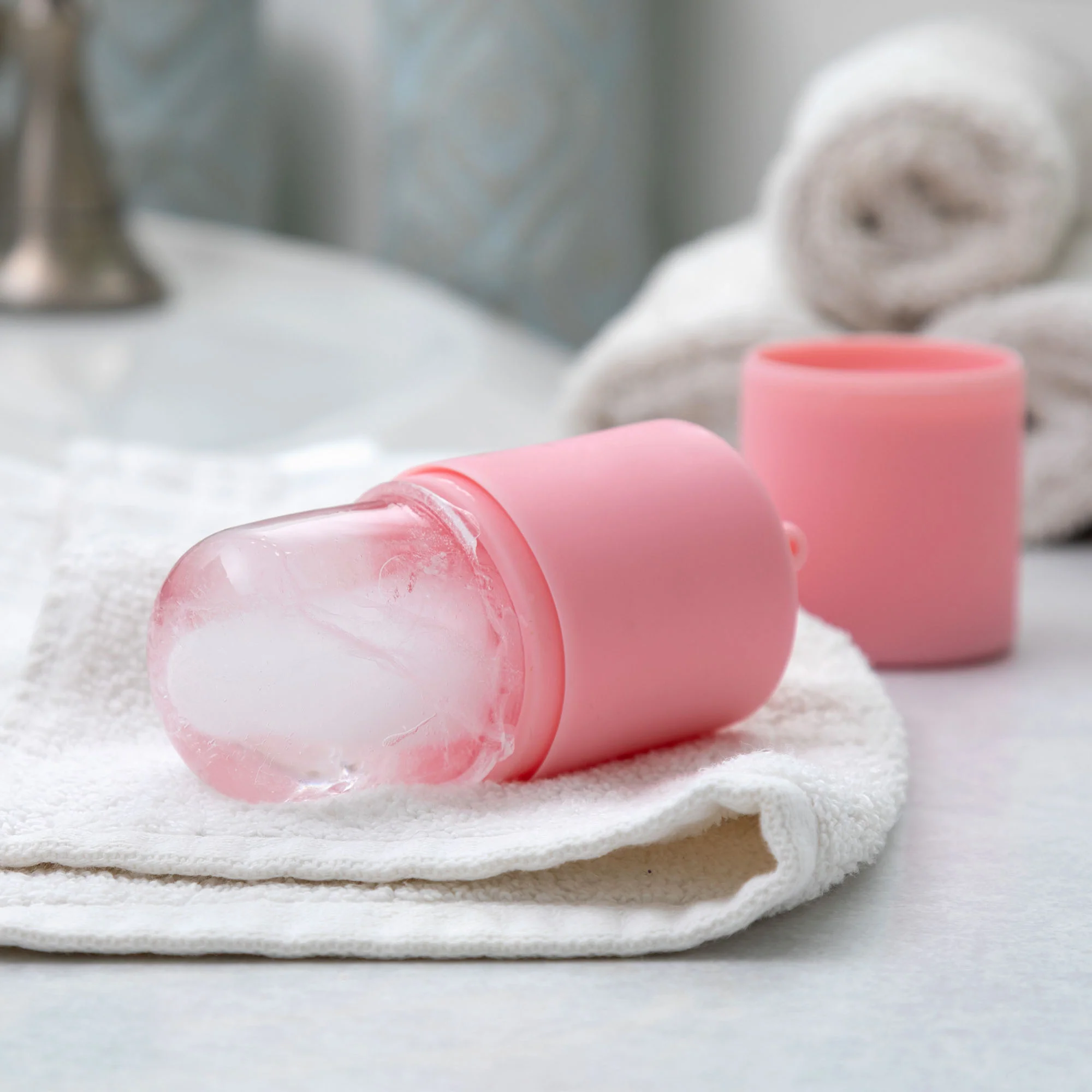 Facial Beauty Skin Care Ice Roller - Image 2