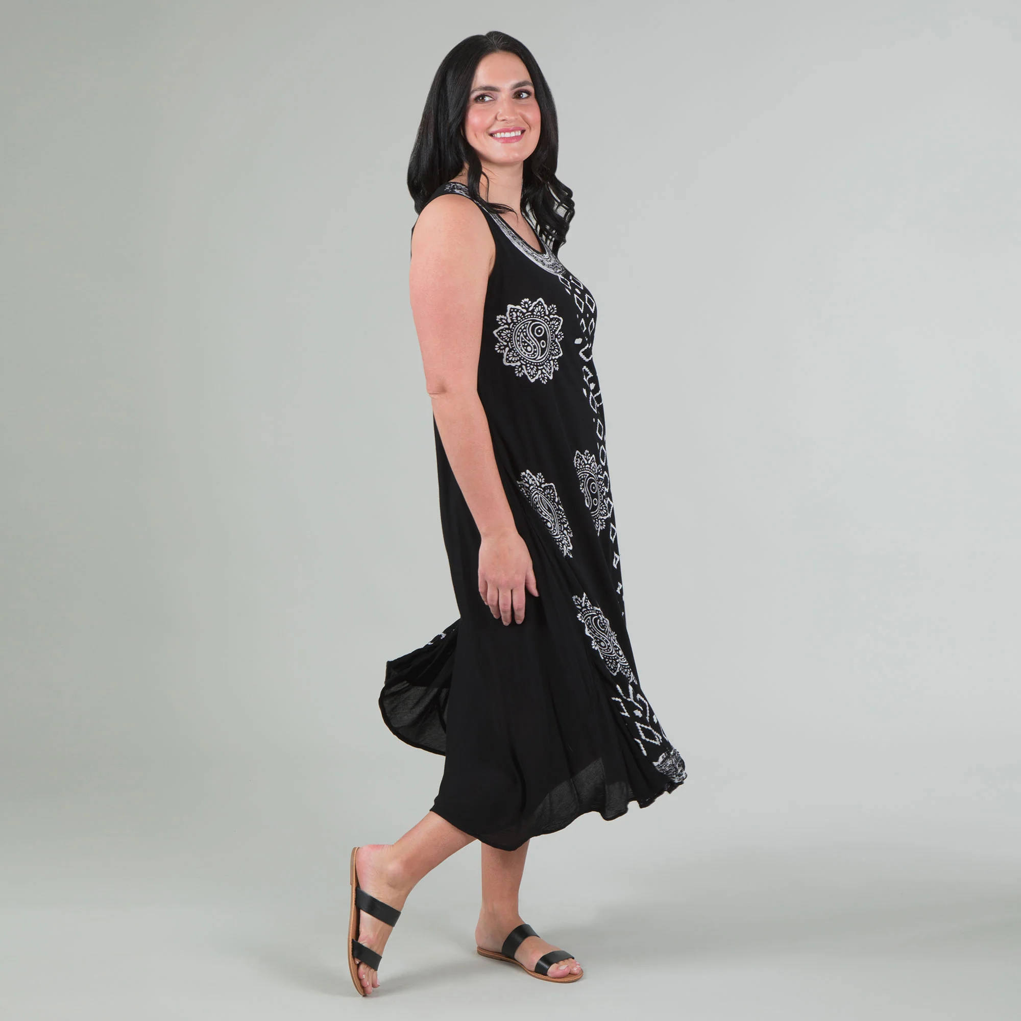 Black & White Print Sleeveless Midi Dress - Image 6