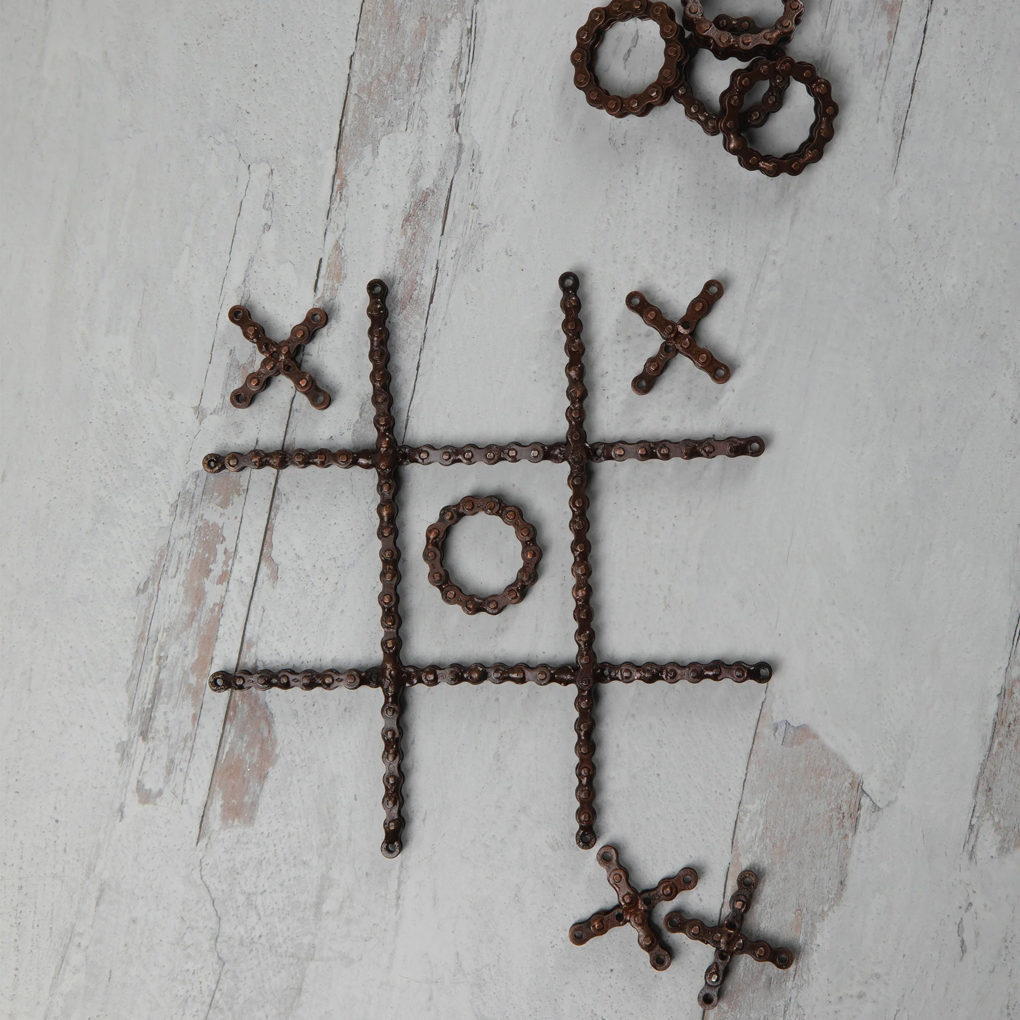 Recycled Bike Gear Tic-Tac-Toe Set - Image 3