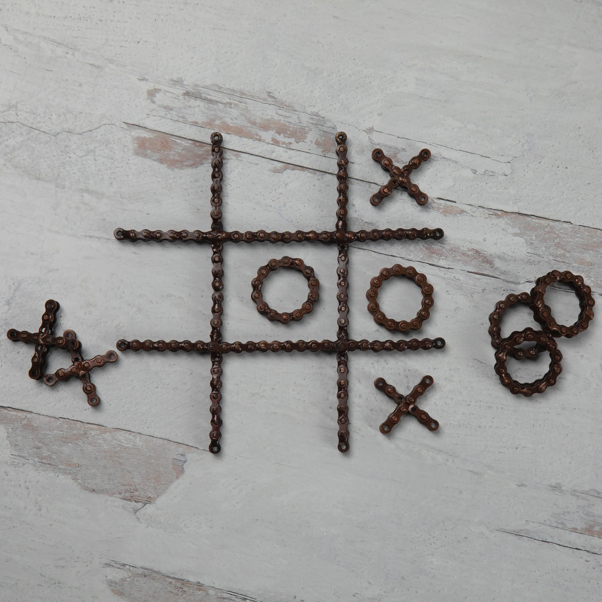 Recycled Bike Gear Tic-Tac-Toe Set - Image 4