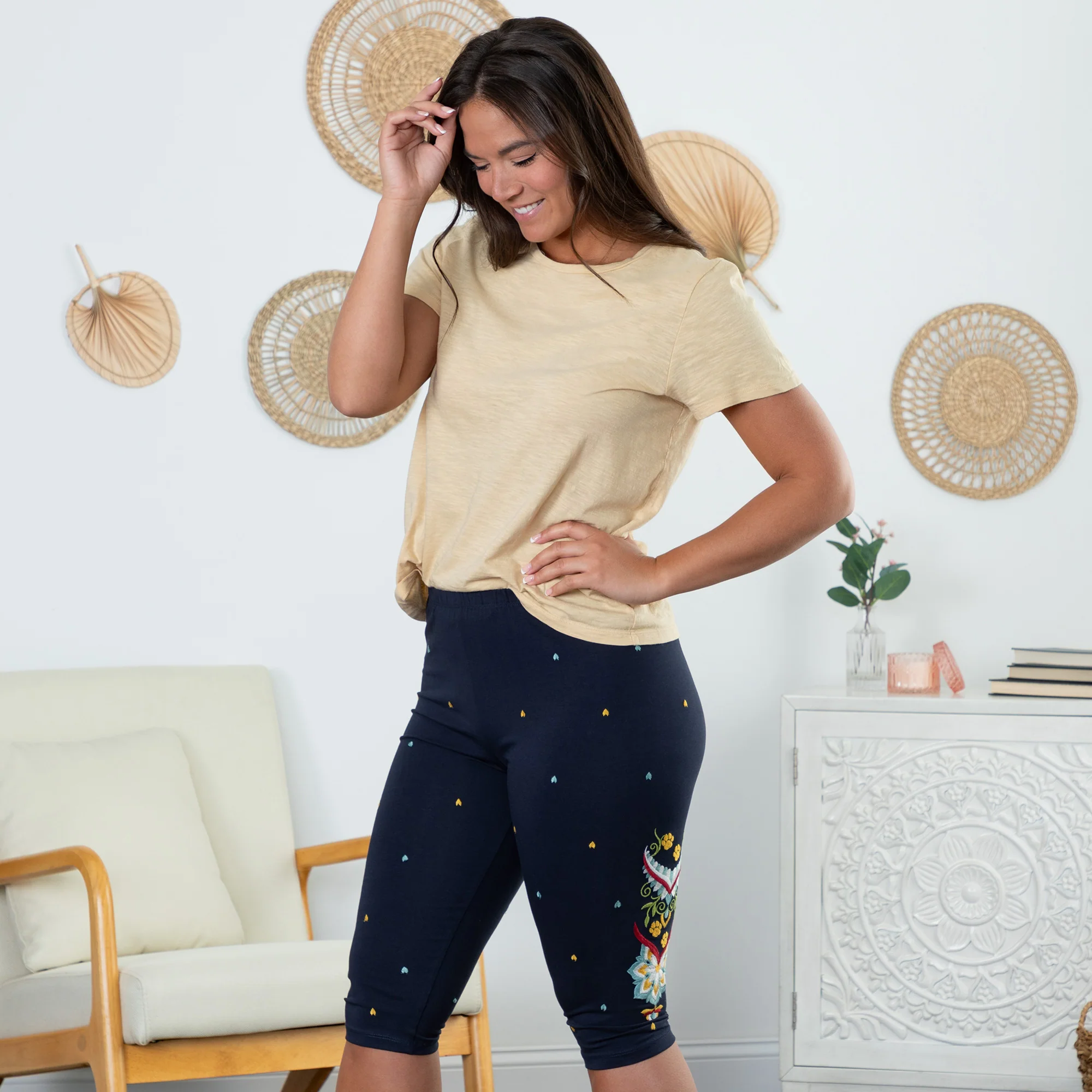 Embroidered Stretch Capris - Image 4
