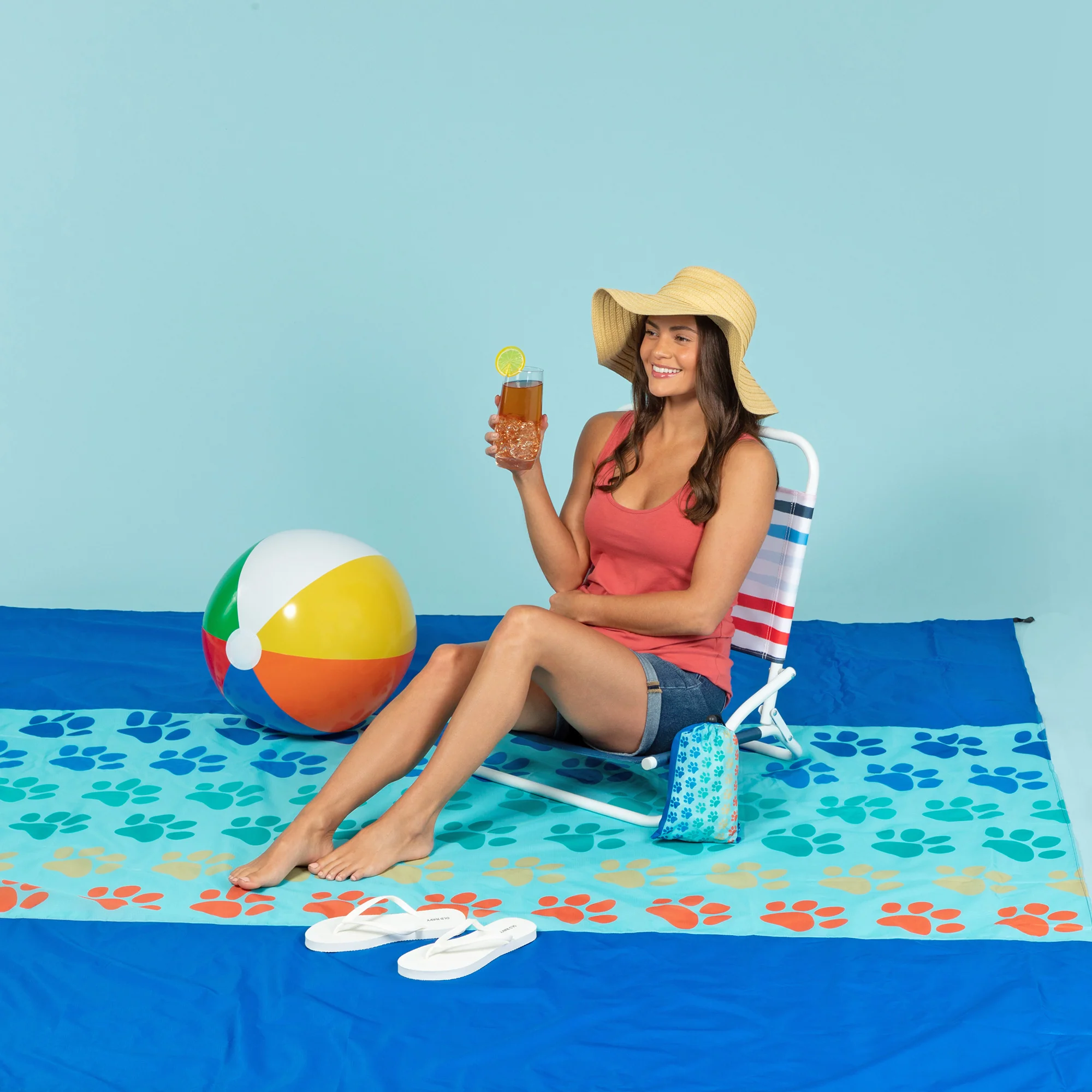 Extra Large Sand-proof Beach Mat with Carrying Pouch & Stakes - Image 4