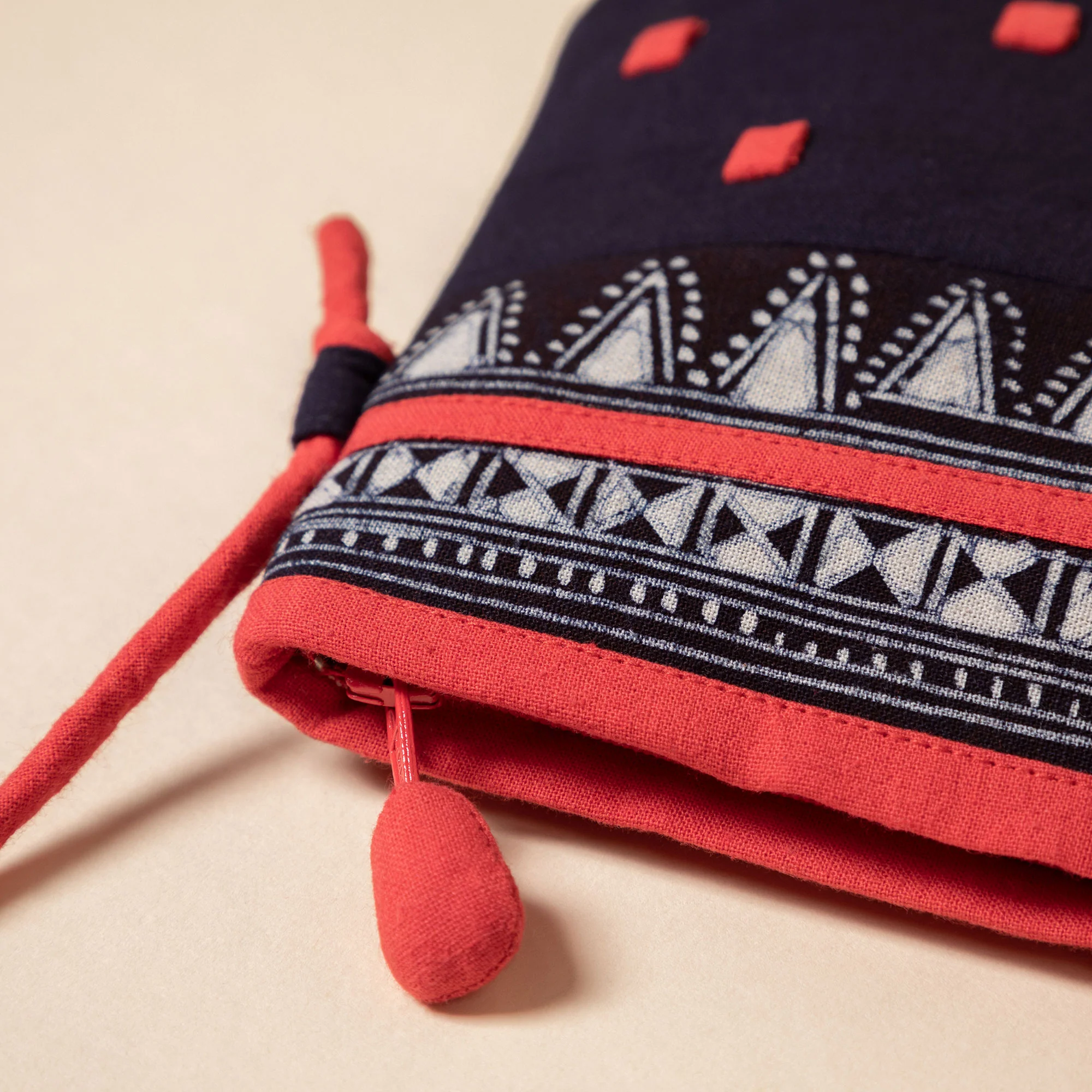 Hmong Batik Crossbody Bag - Image 7