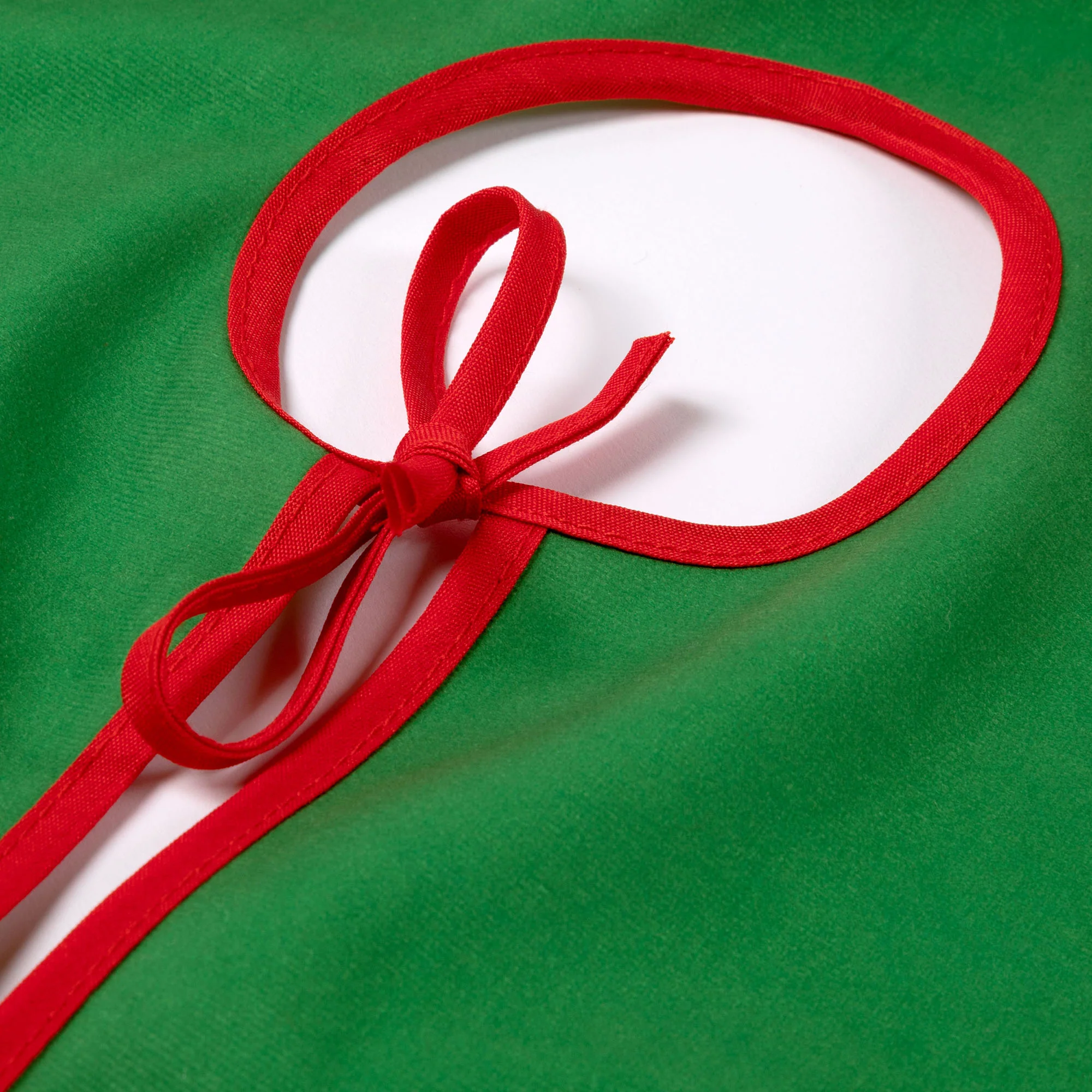 Pets & Paws Christmas Tree Skirt - Image 13