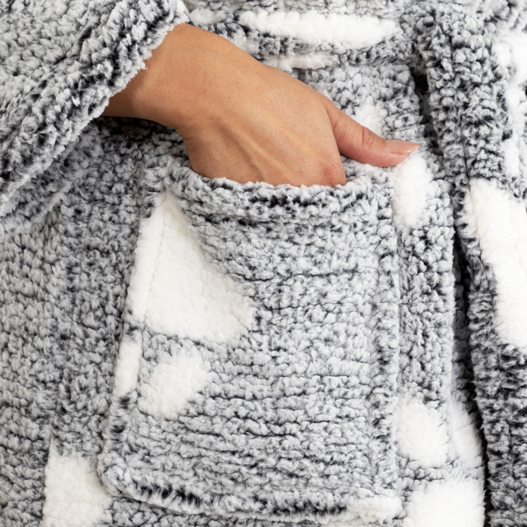 Prints of Paws Plush Sherpa Fleece Robe - Image 4
