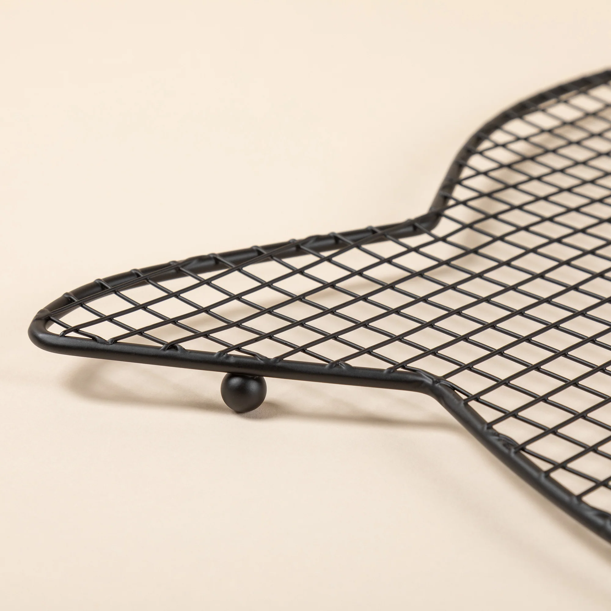 Pet Shaped Cooling Rack - Image 7