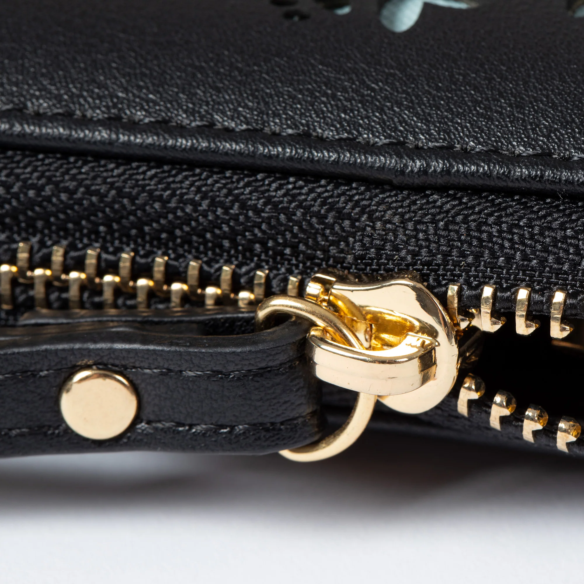 Pawfect Heart Cut-Out Wallet Wristlet - Image 3