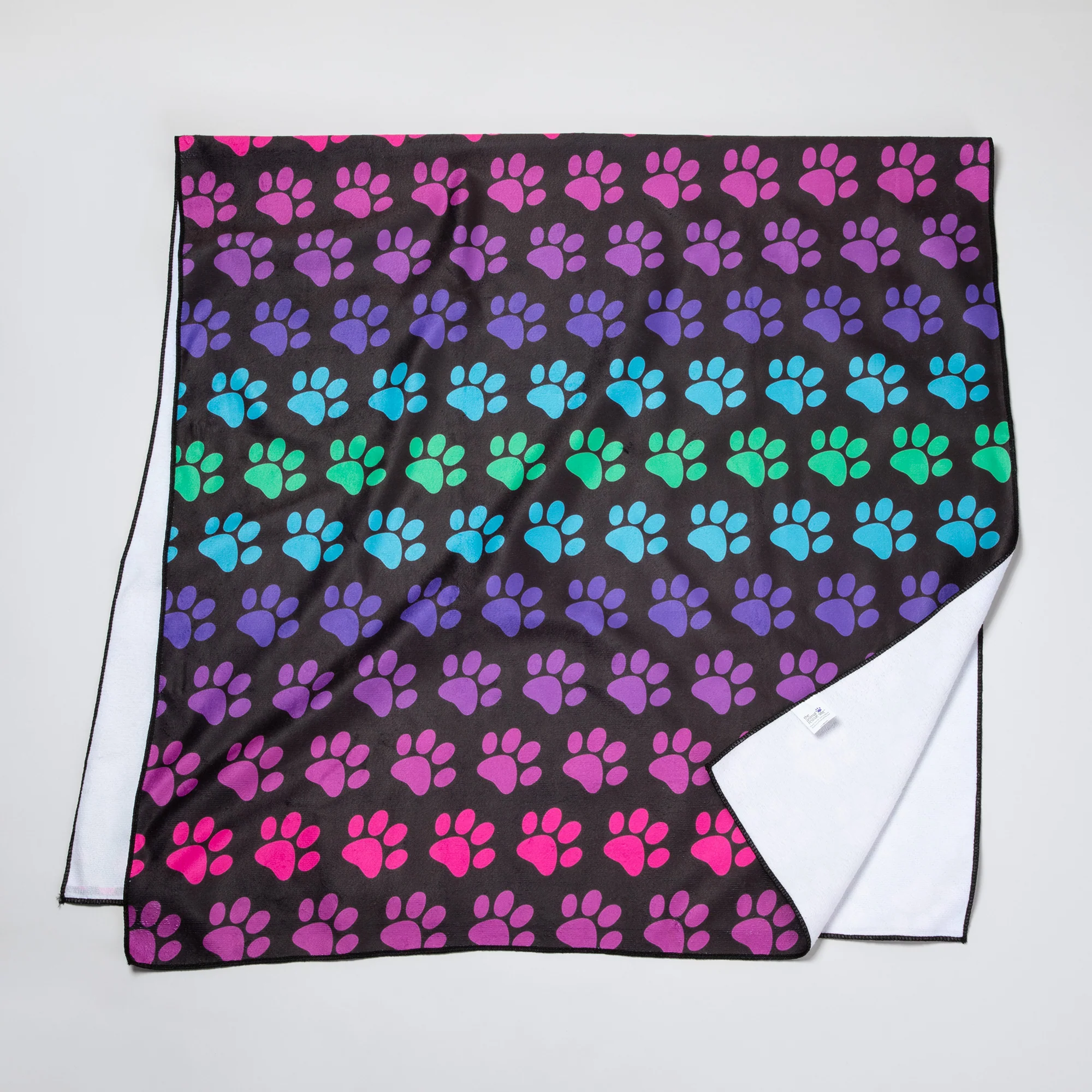 Sand-Free Microfiber Beach Towel - Image 4