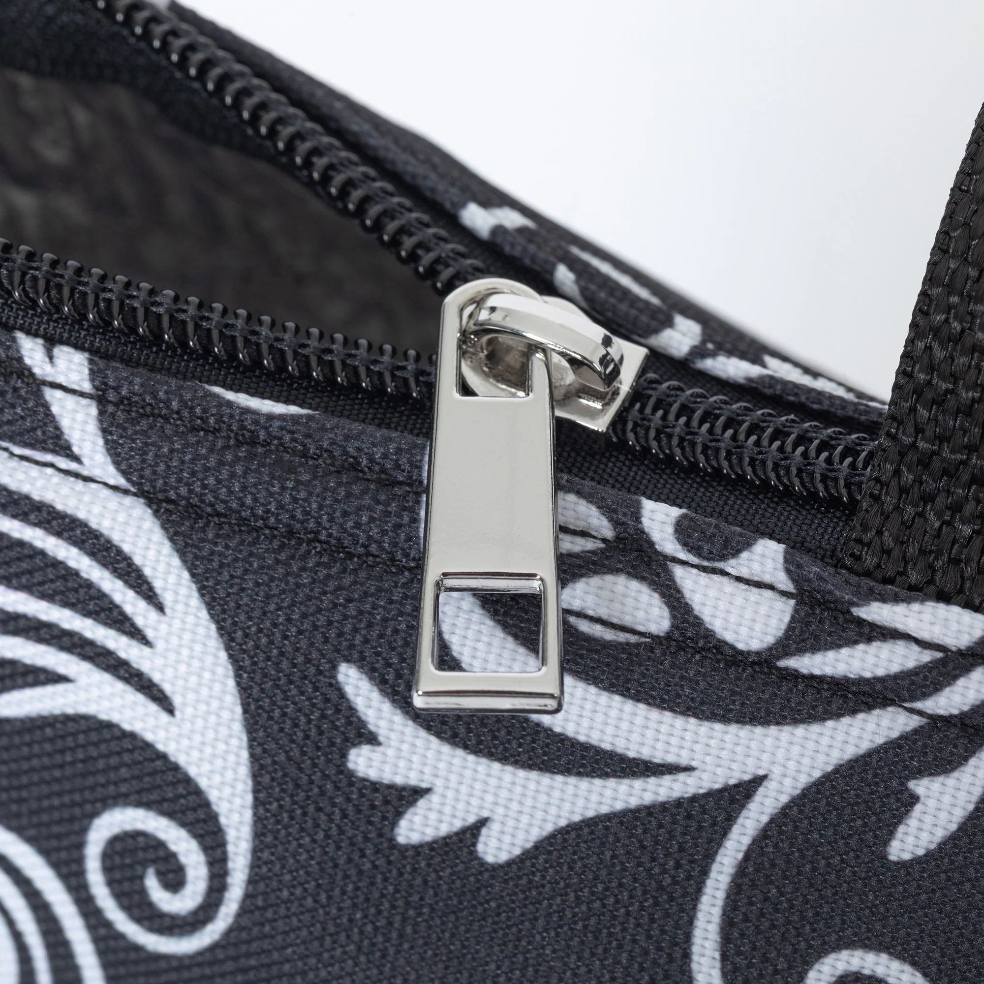Paw Print Insulated Cooler Tote Bag - Image 3