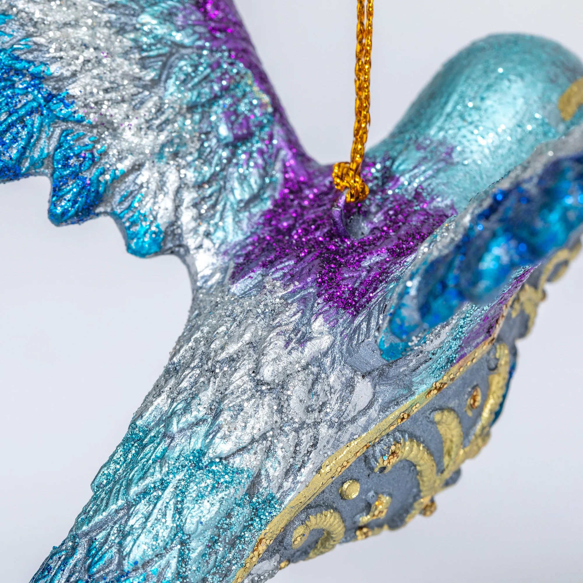 Colorful Beaded Hummingbird Ornament - Image 9