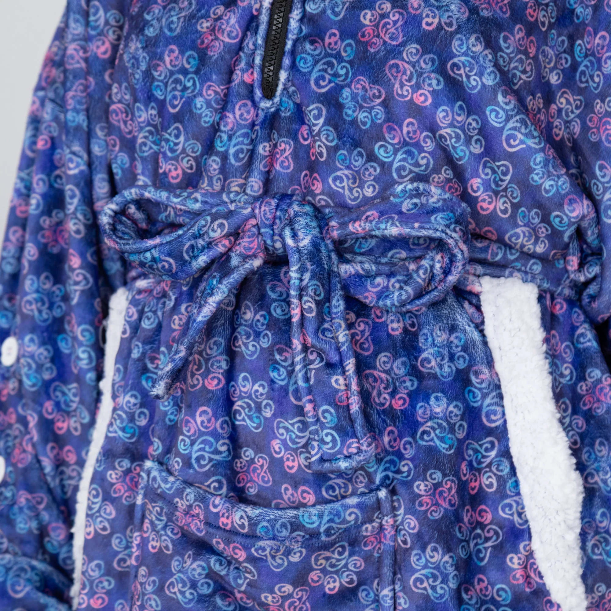 Super Cozy&trade; Deluxe Paw Print Wearable Blanket - Image 5
