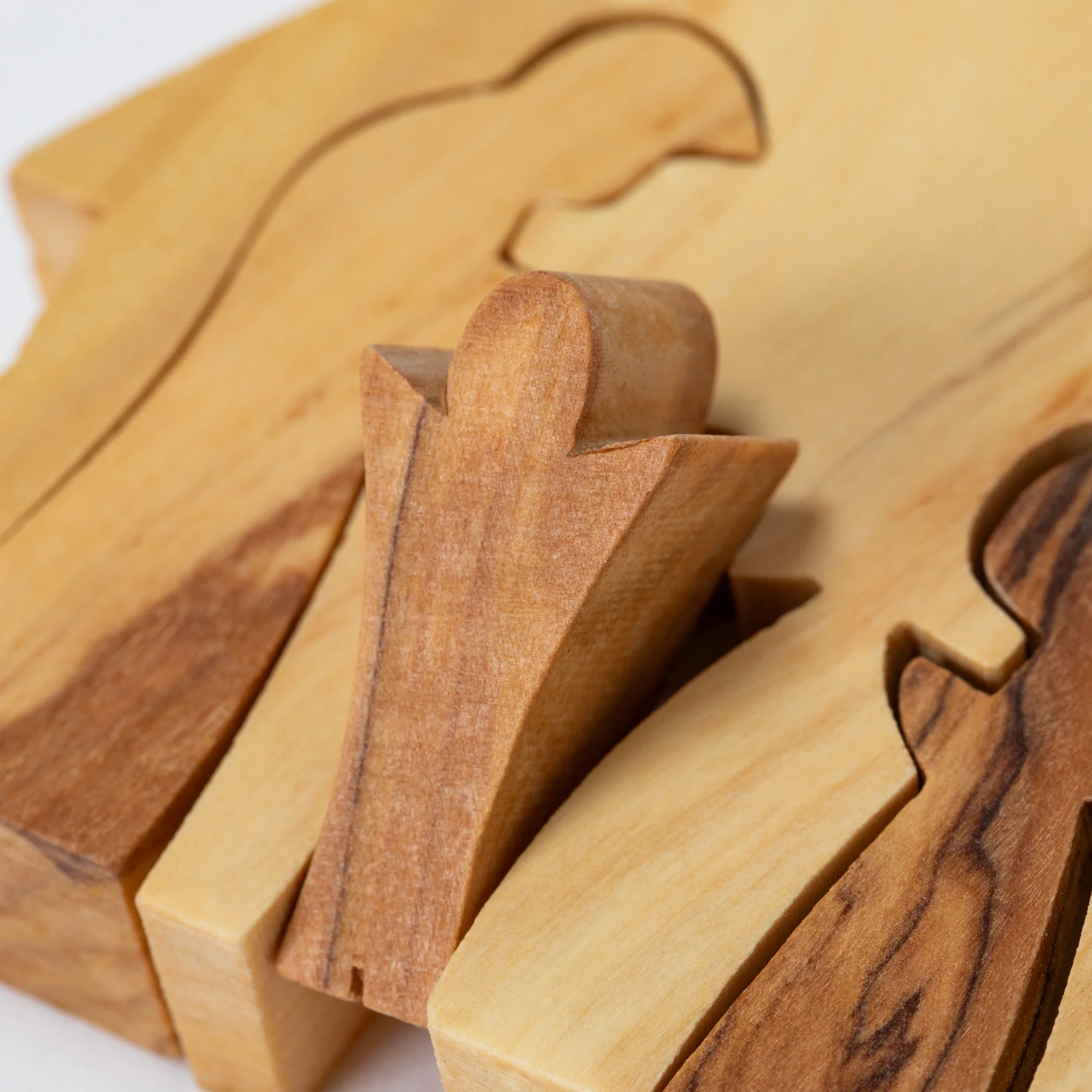 Hand Carved Olive Wood Holy Family Nativity Puzzle - Image 2