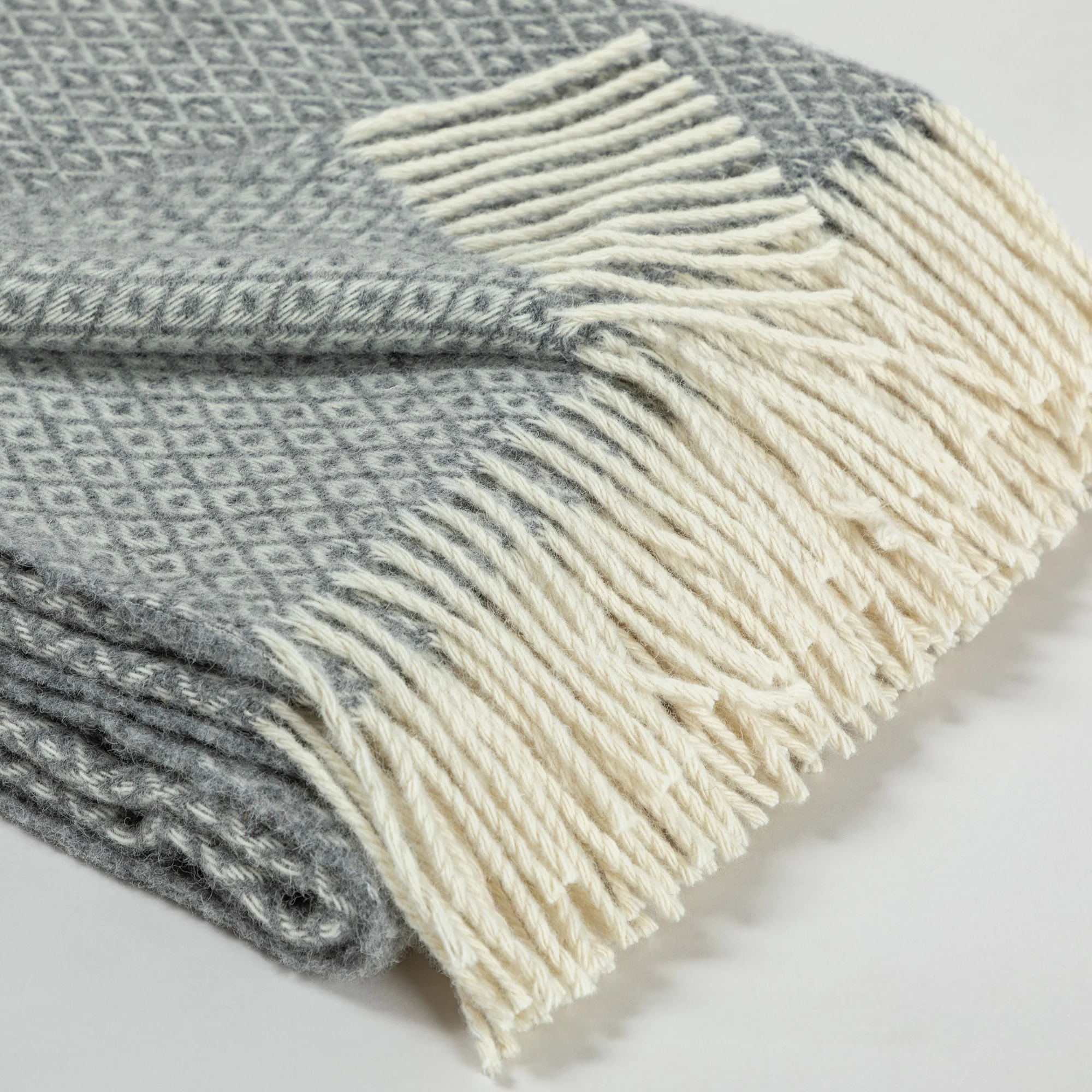 Ukrainian 100% Wool Fringed Throw Blanket - Image 33
