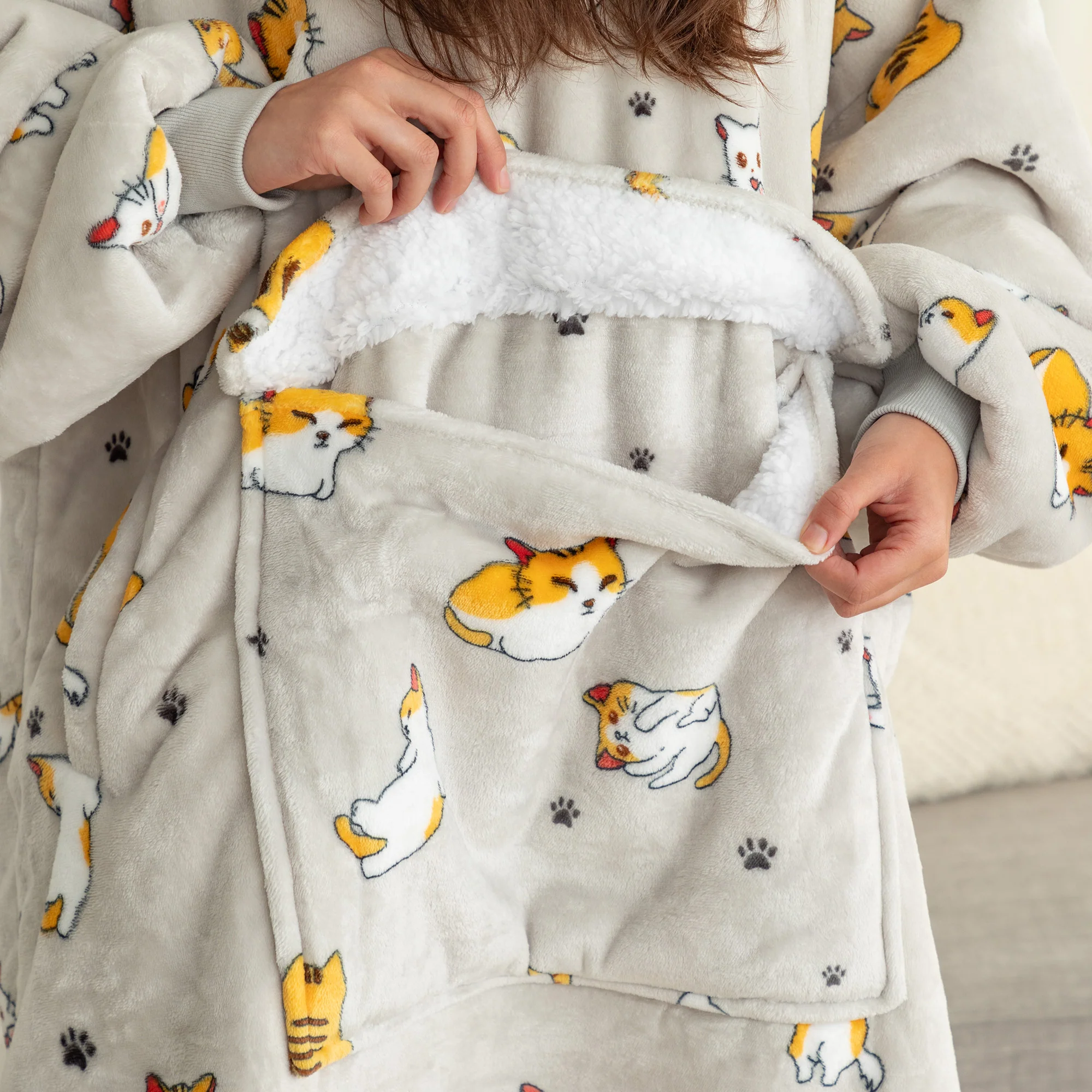 Wearable Pet Pocket Hoodie Blanket - Image 2