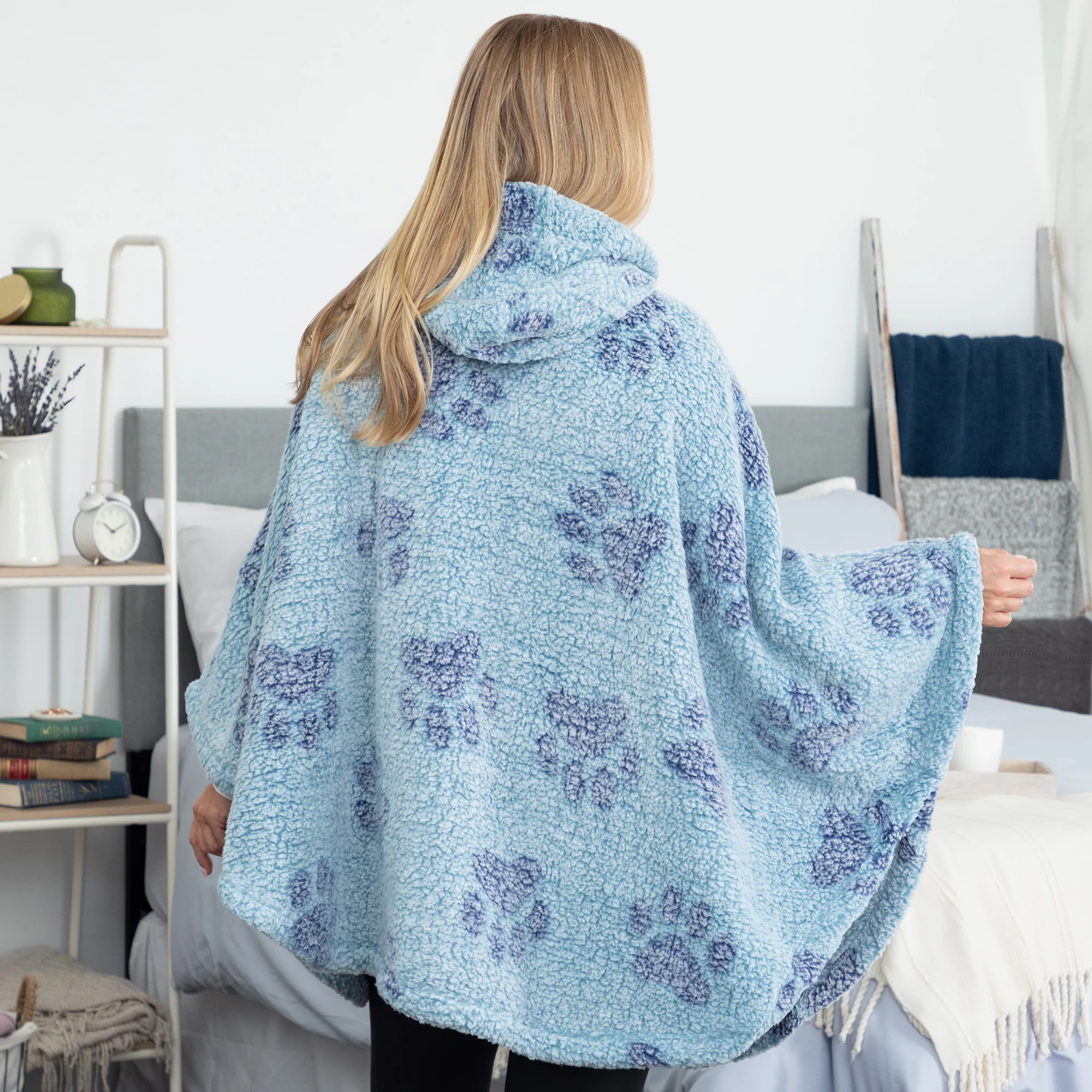 Cozy in Paws Plush Sherpa Fleece Hooded Cape with Pockets - Image 12