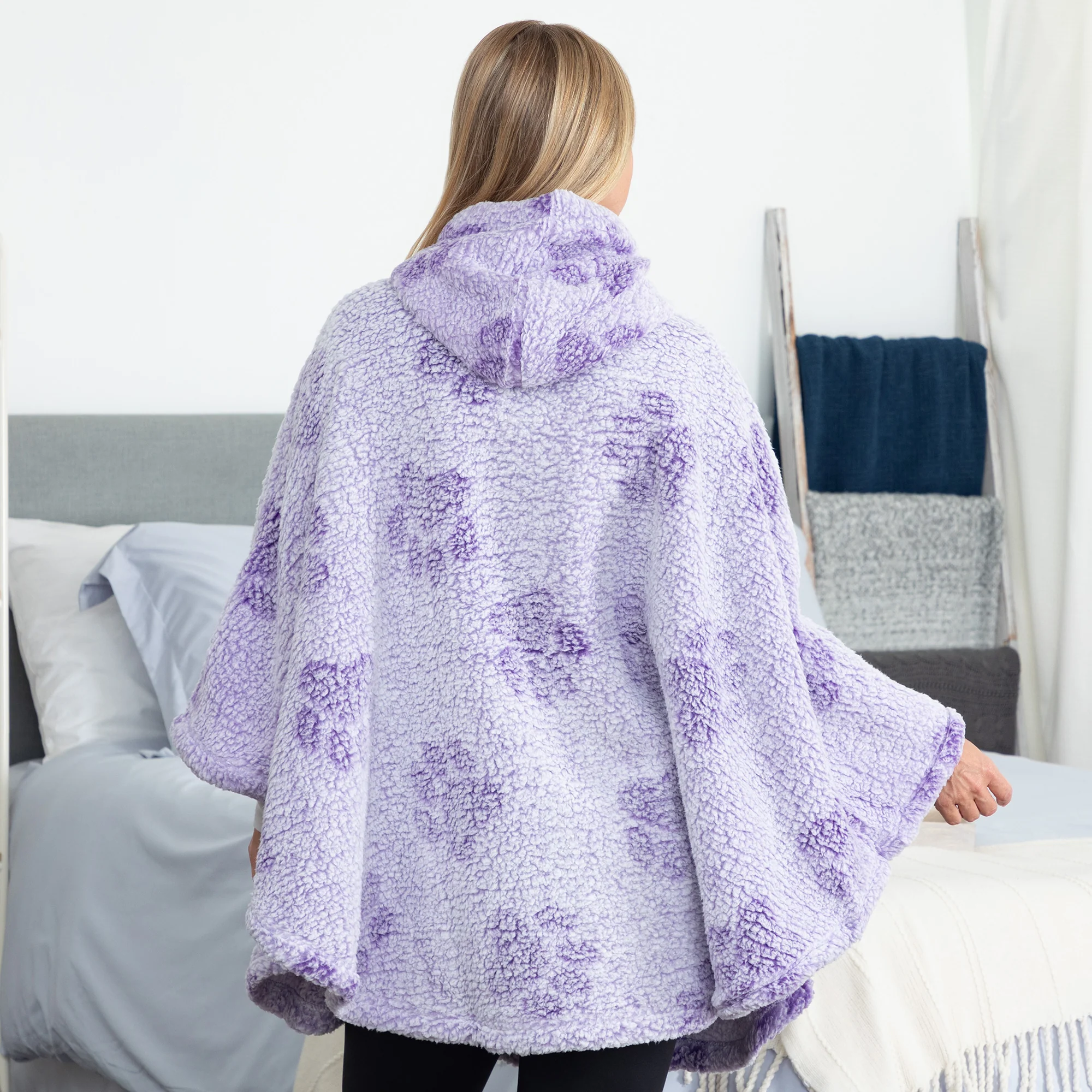 Cozy in Paws Plush Sherpa Fleece Hooded Cape with Pockets - Image 6