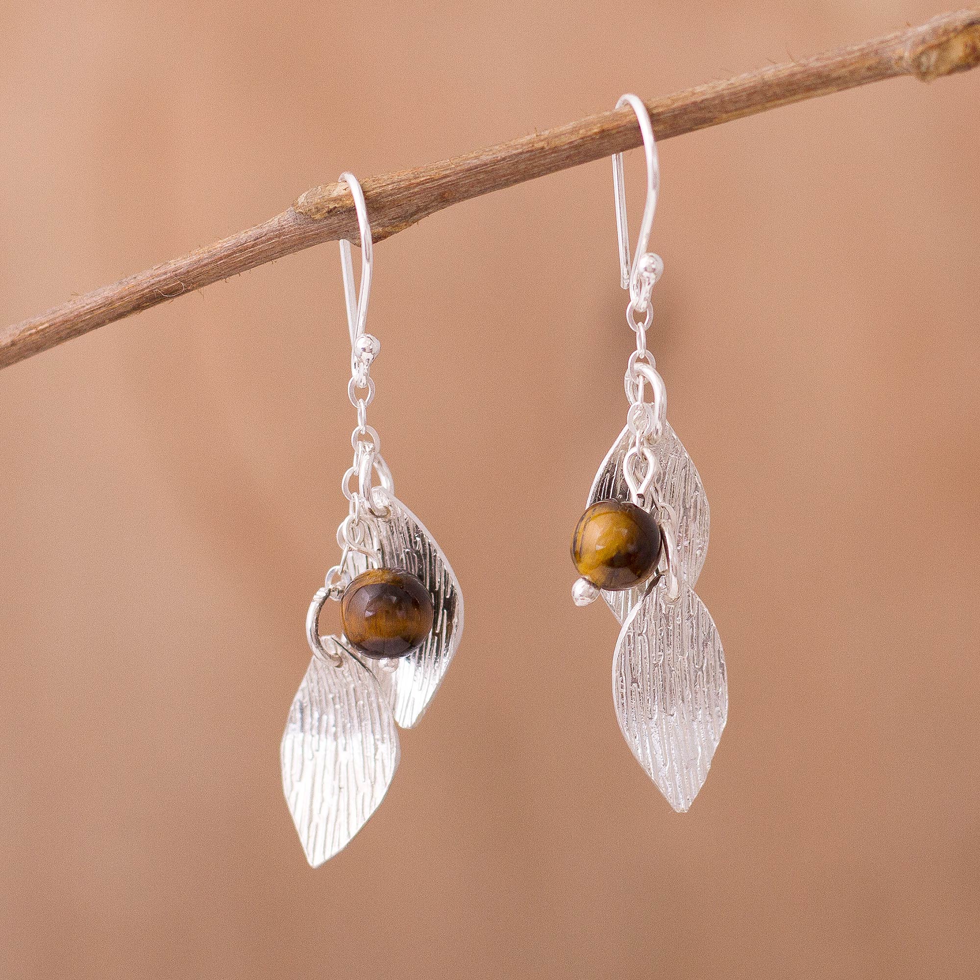 Acorns and Leaves Sterling Silver Leaves Tiger's Eye Necklace and Earrings Set - Image 4