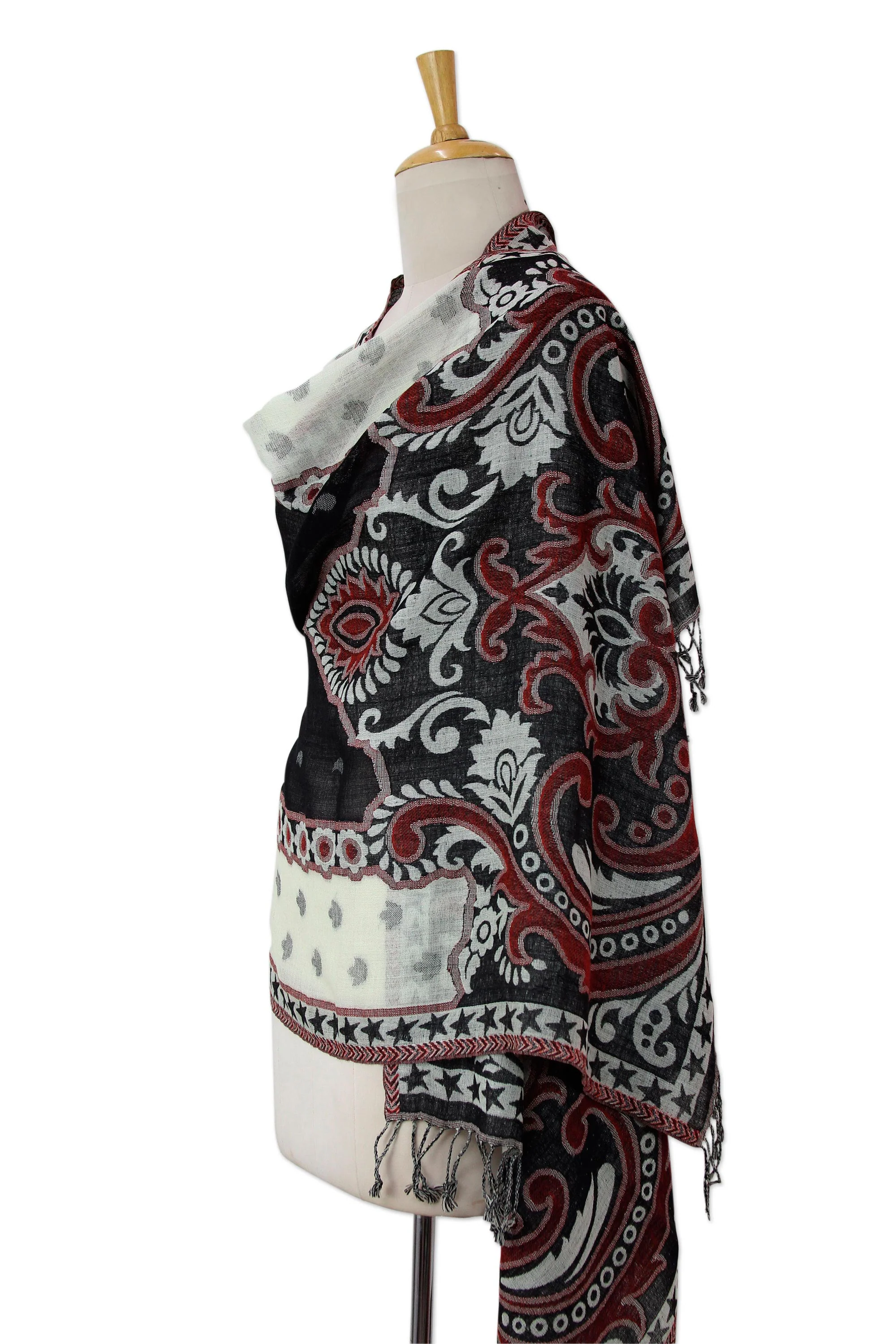 Agra Night Dramatic Indian Wool Shawl in Black and White with Red - Image 4