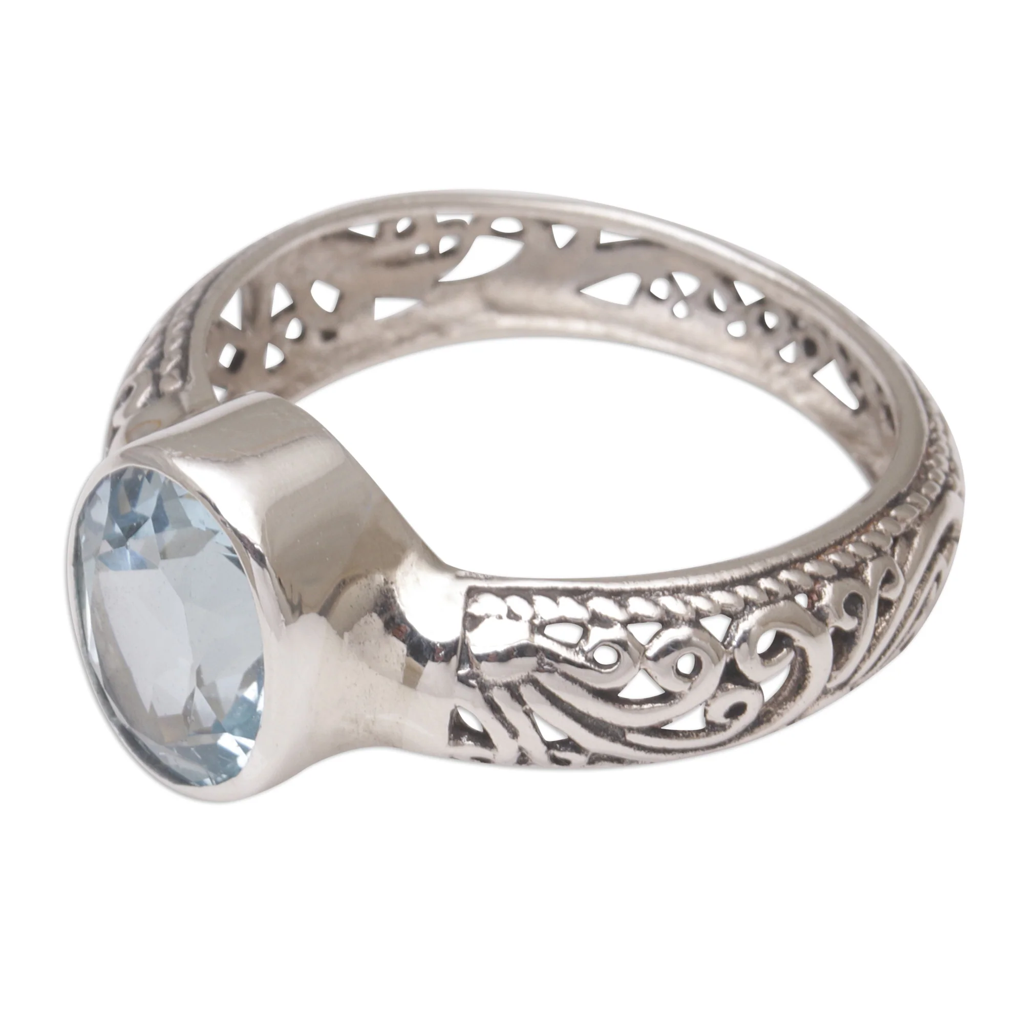 Bali Beauty Balinese Blue Topaz and Sterling Silver Single Stone Ring - Image 5