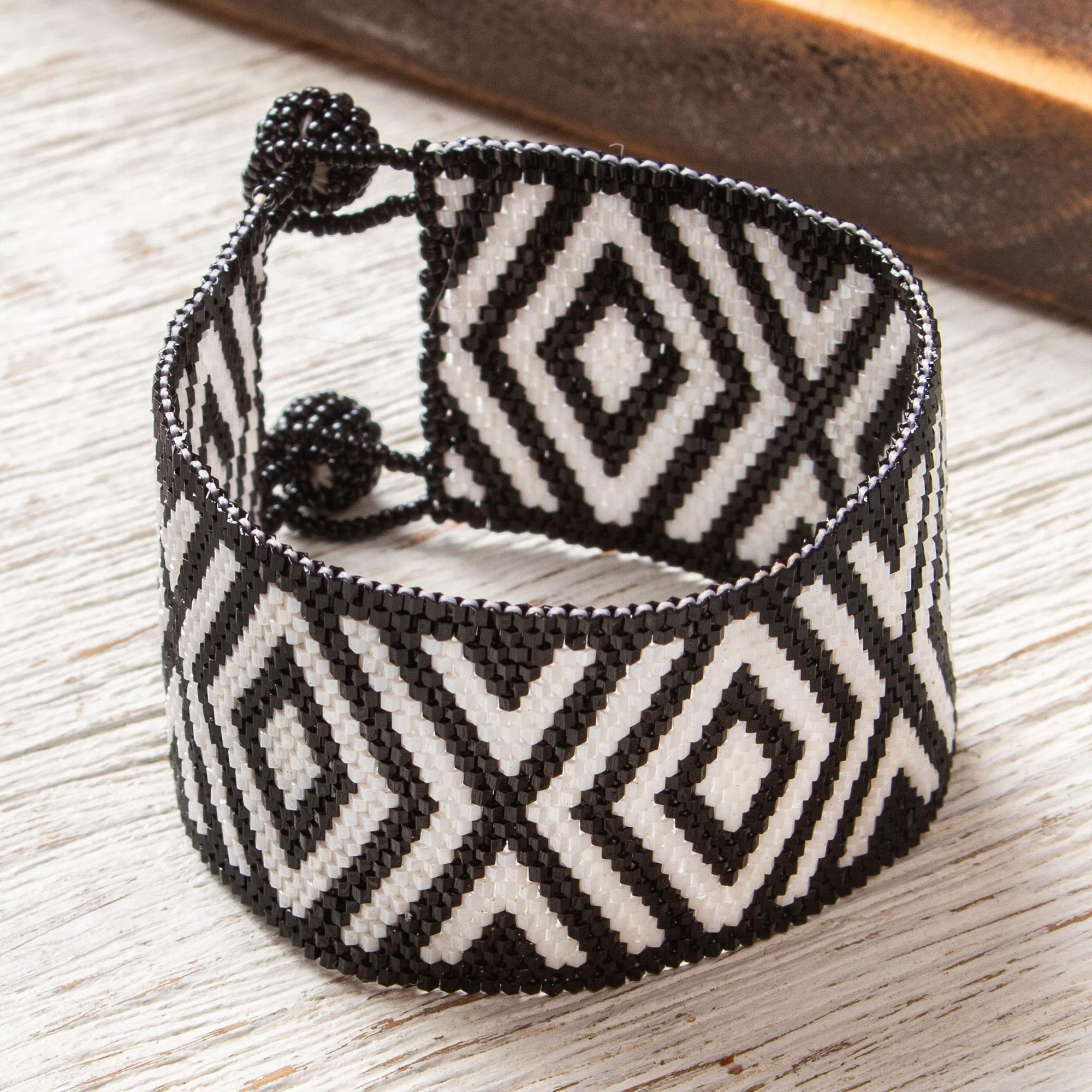 Black and White Diamonds Huichol Handmade Black and White Beadwork Bracelet