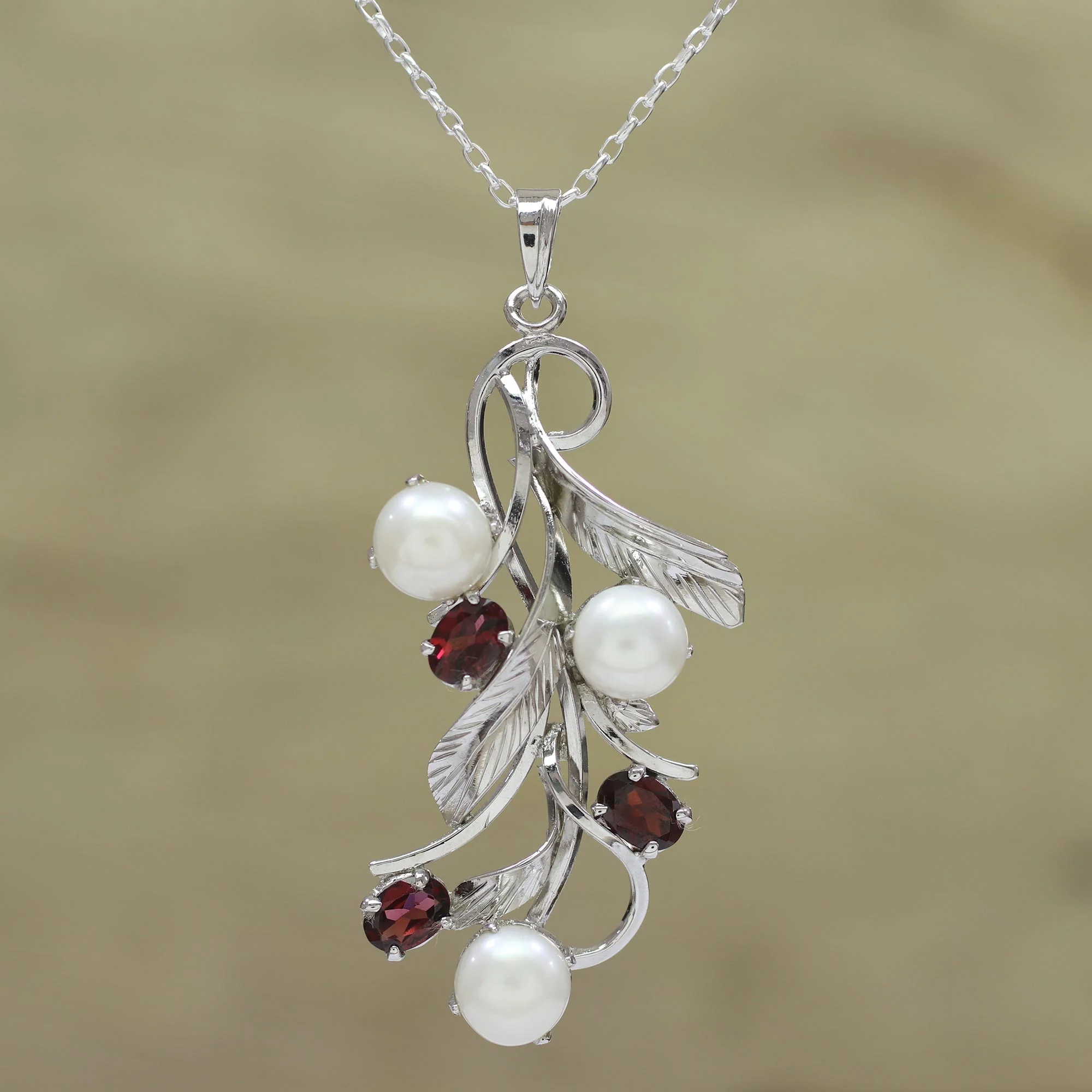 Blissful Nature Cultured Pearl and Faceted Garnet Necklace from India