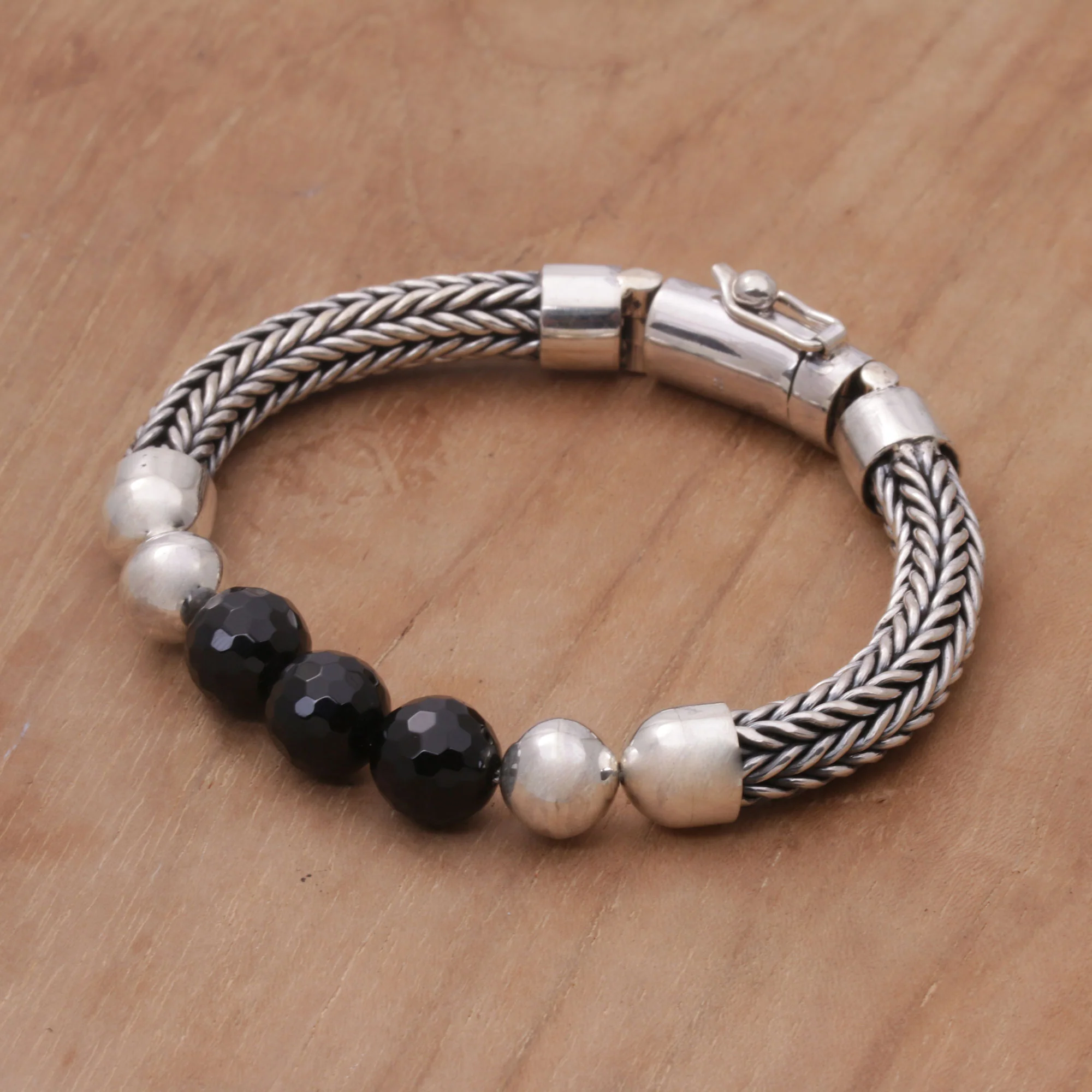 Bold Elegance Onyx and Sterling Silver Beaded Chain Bracelet from Bali - Image 3