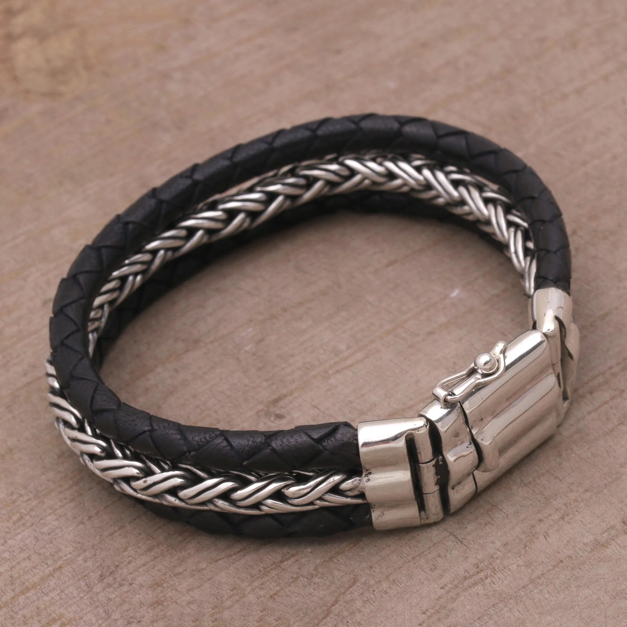 Bold Weave Silver & Leather Bracelet - Image 3