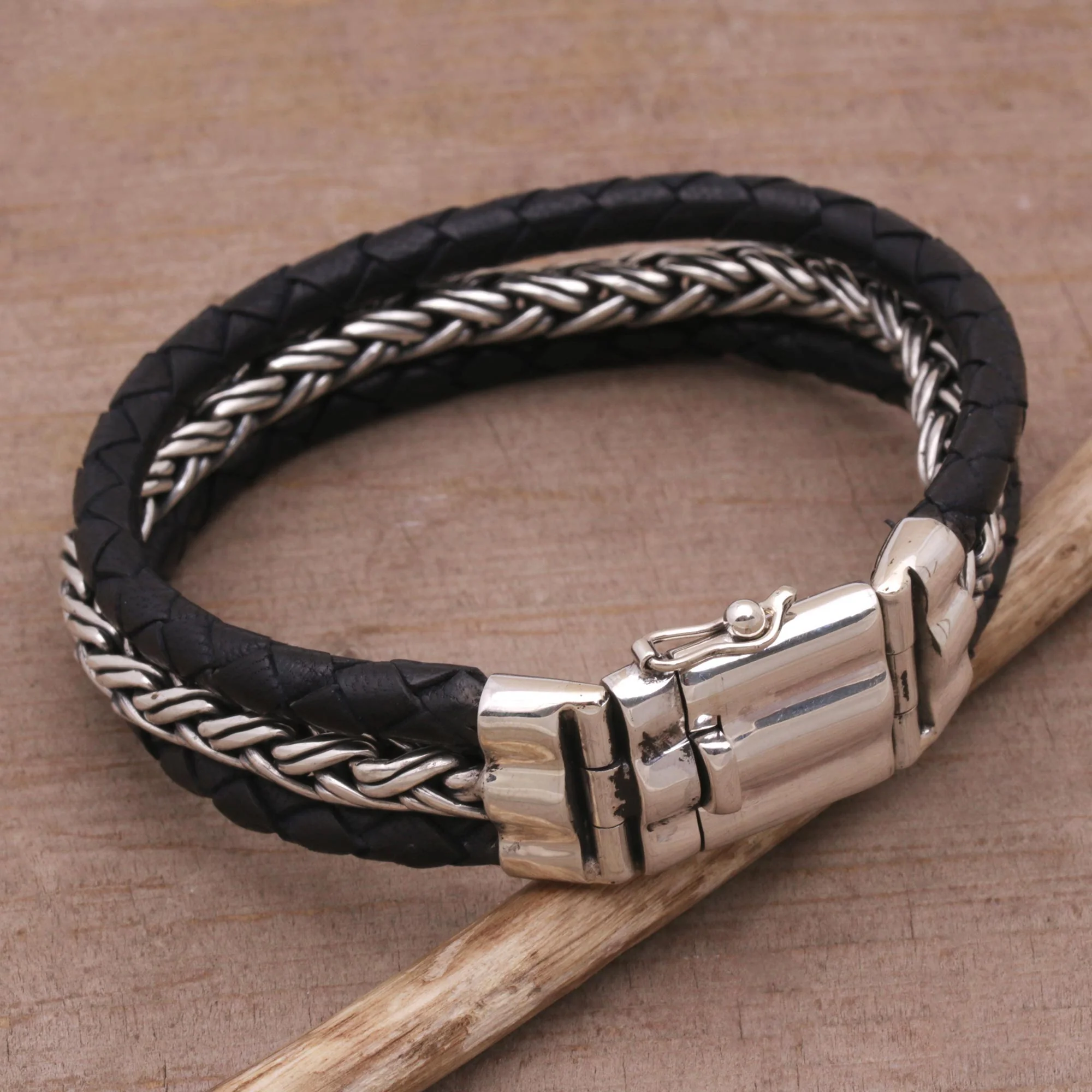 Bold Weave Silver & Leather Bracelet - Image 4